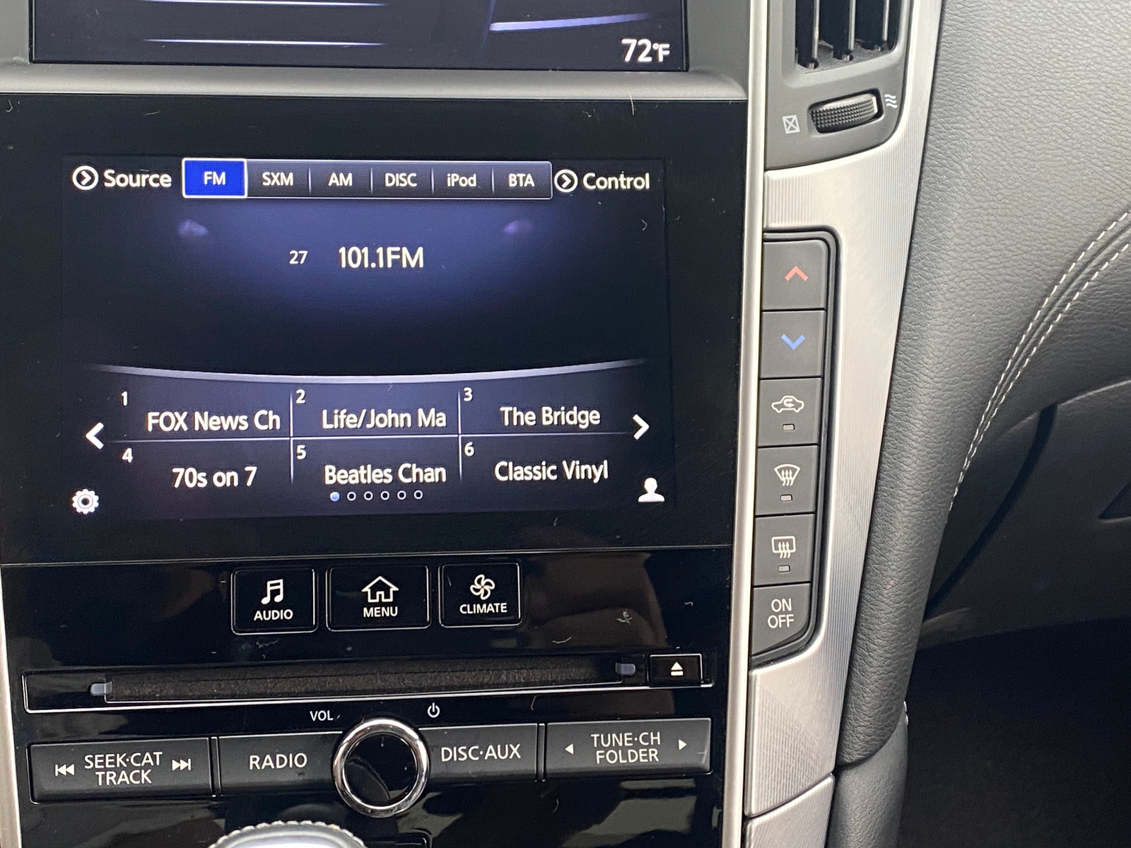 Thumbnail: 2017 INFINITI Q60 - 2