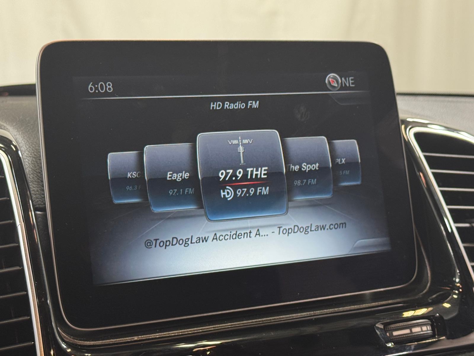 Thumbnail: 2017 Mercedes-Benz GLS - 3