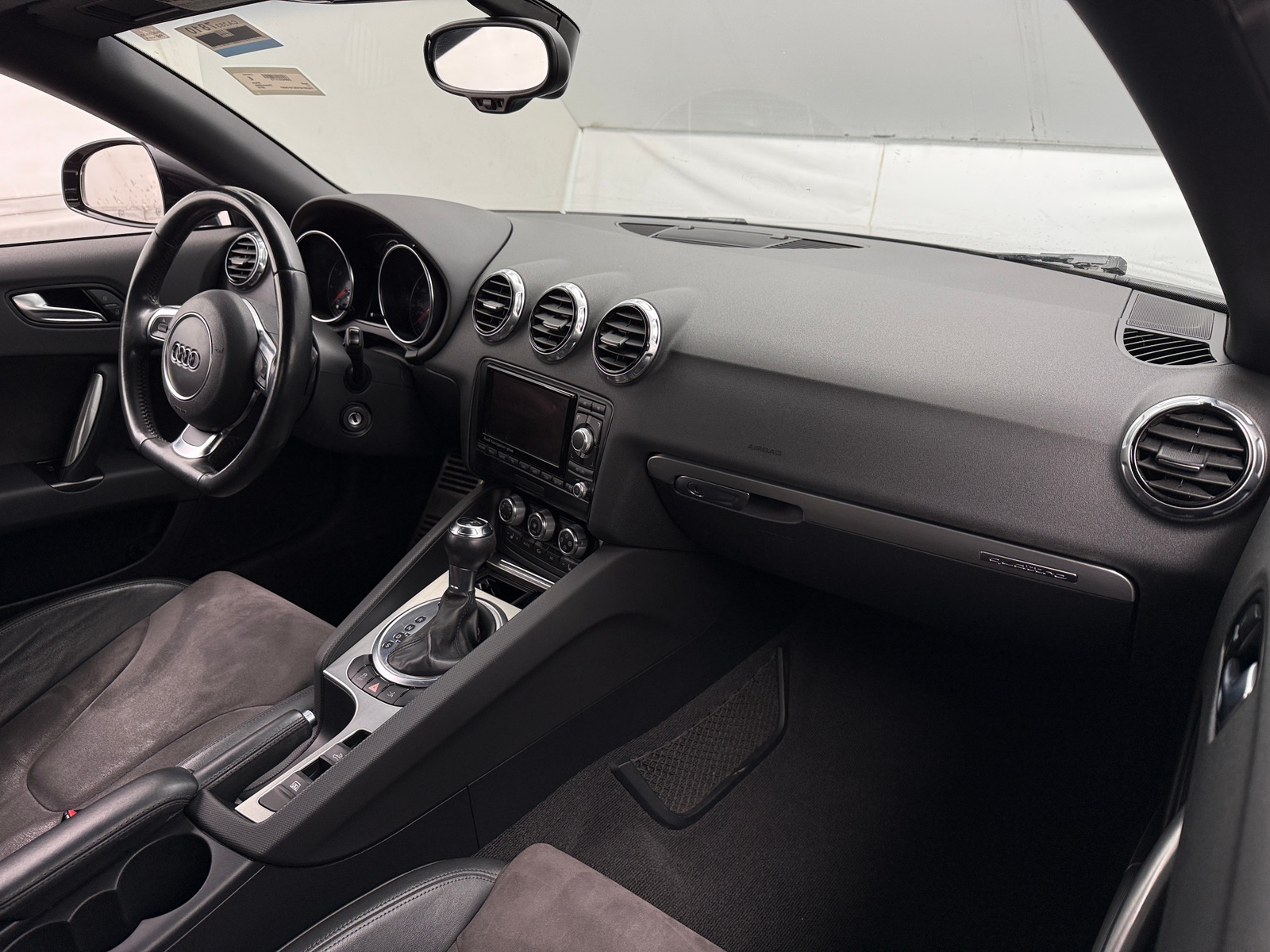 Thumbnail: 2012 Audi TT - 2