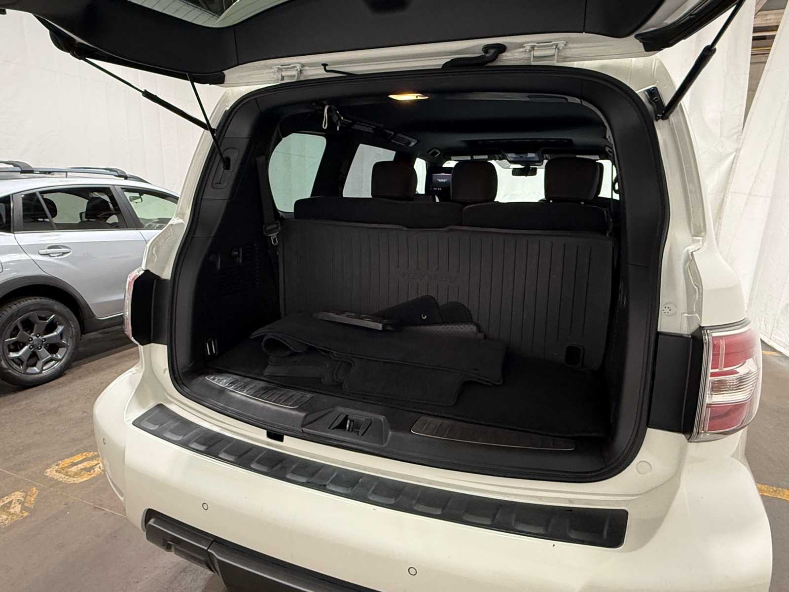 Thumbnail: 2018 Nissan Armada - 6