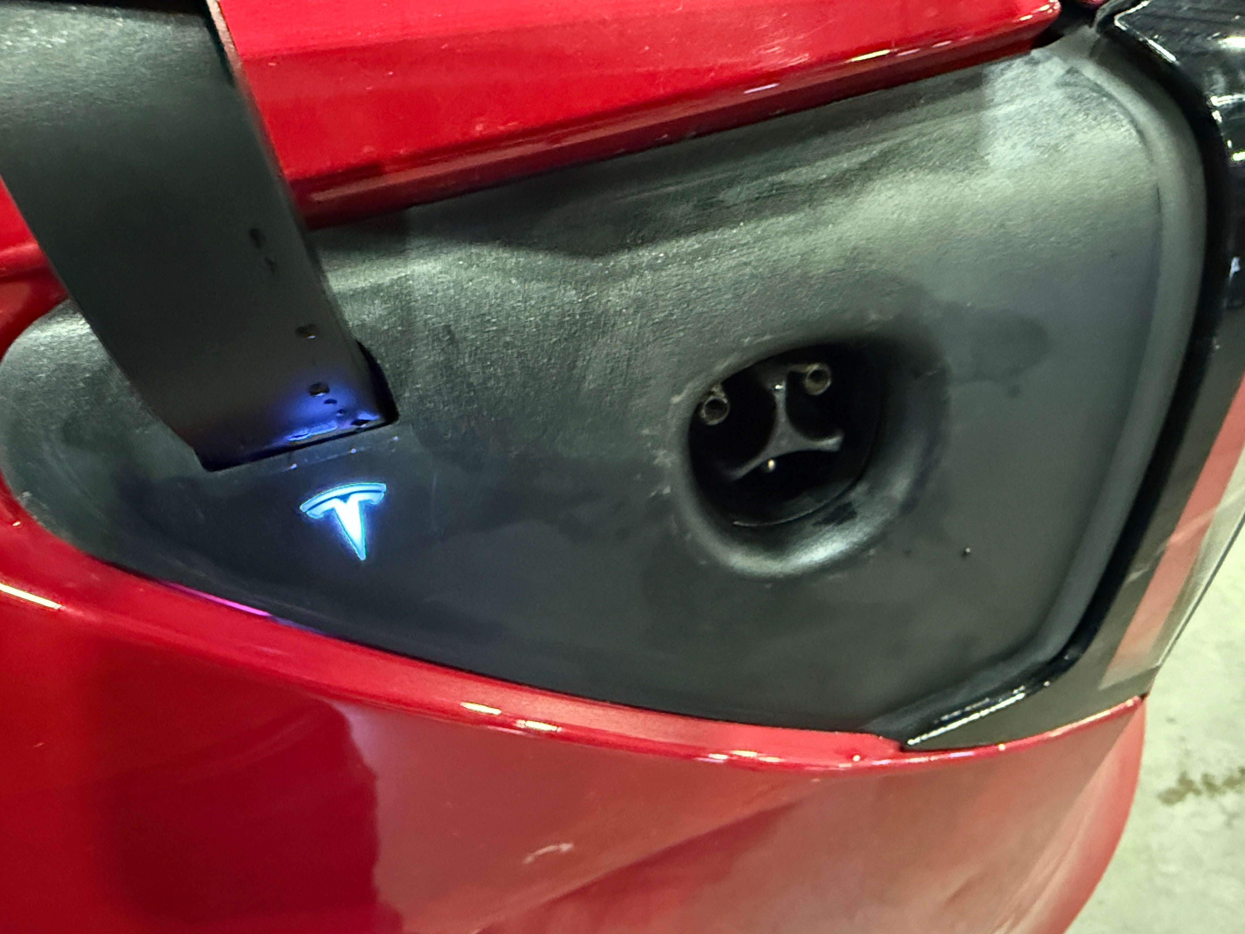 Used 2022 Tesla Model 3 Long Range with VIN 5YJ3E1EB8NF232417 for sale in Oak Creek, WI