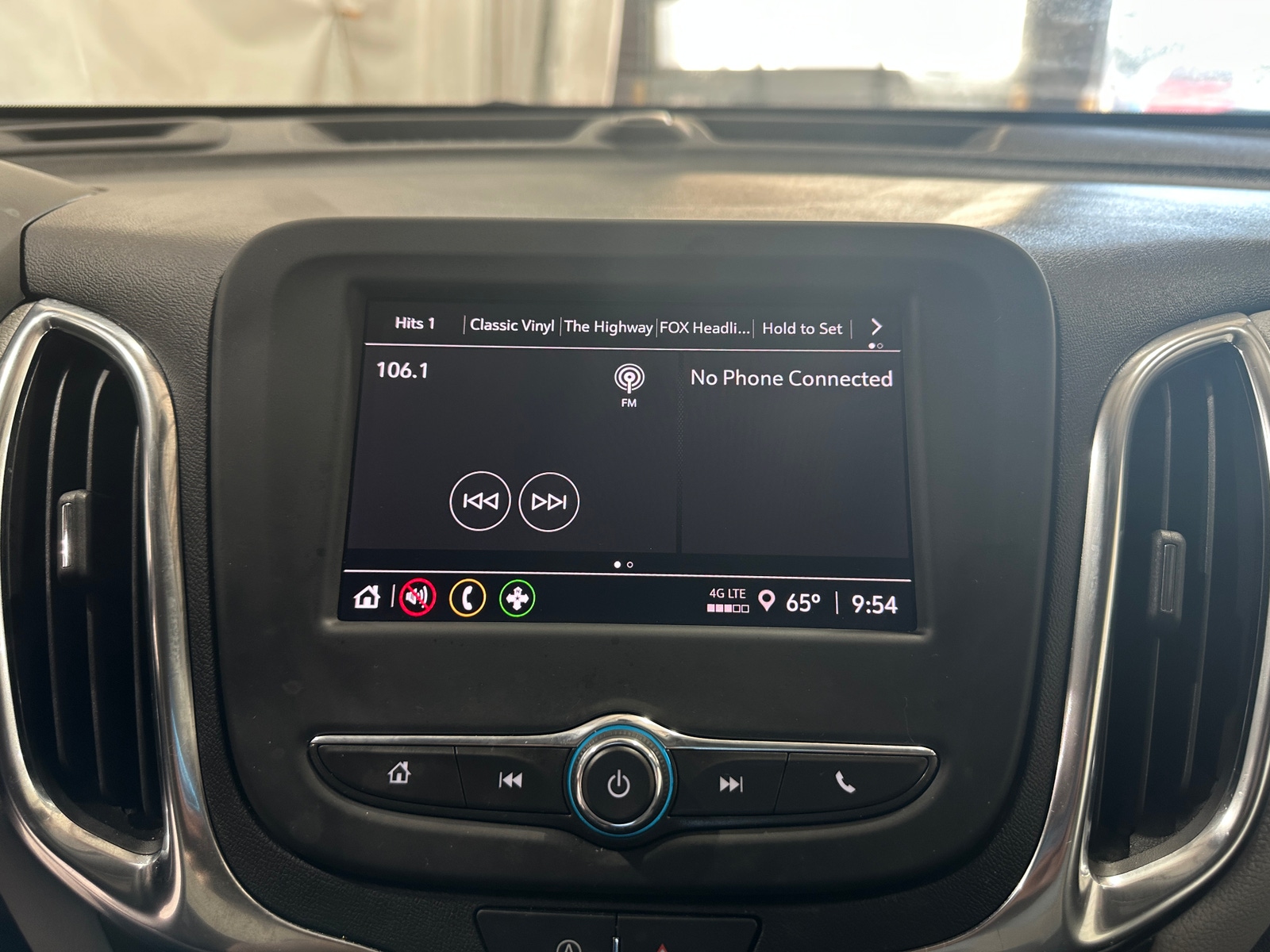 Thumbnail: 2024 Chevrolet Equinox - 4