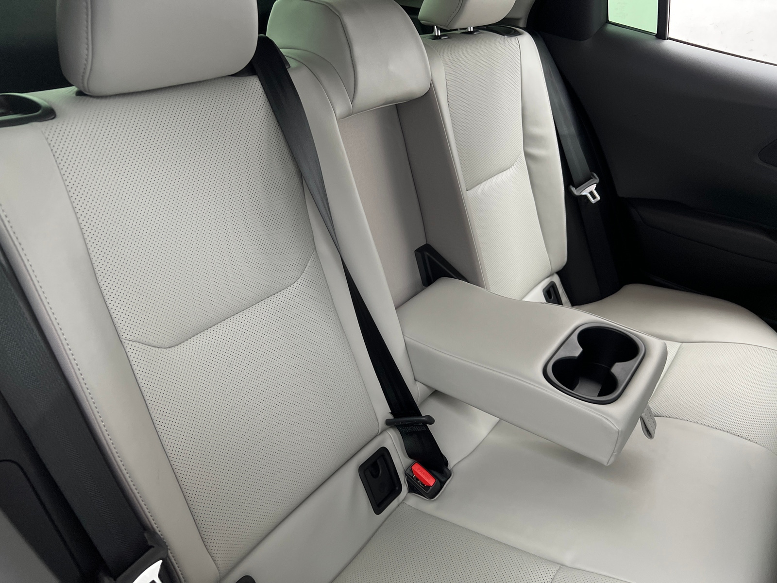 Thumbnail: 2023 Toyota Prius - 6