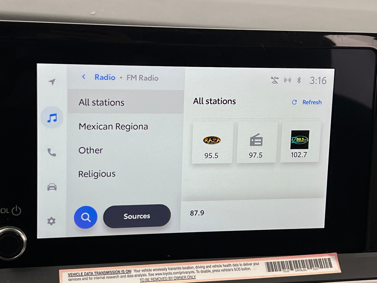 Thumbnail: 2023 Toyota Prius - 4