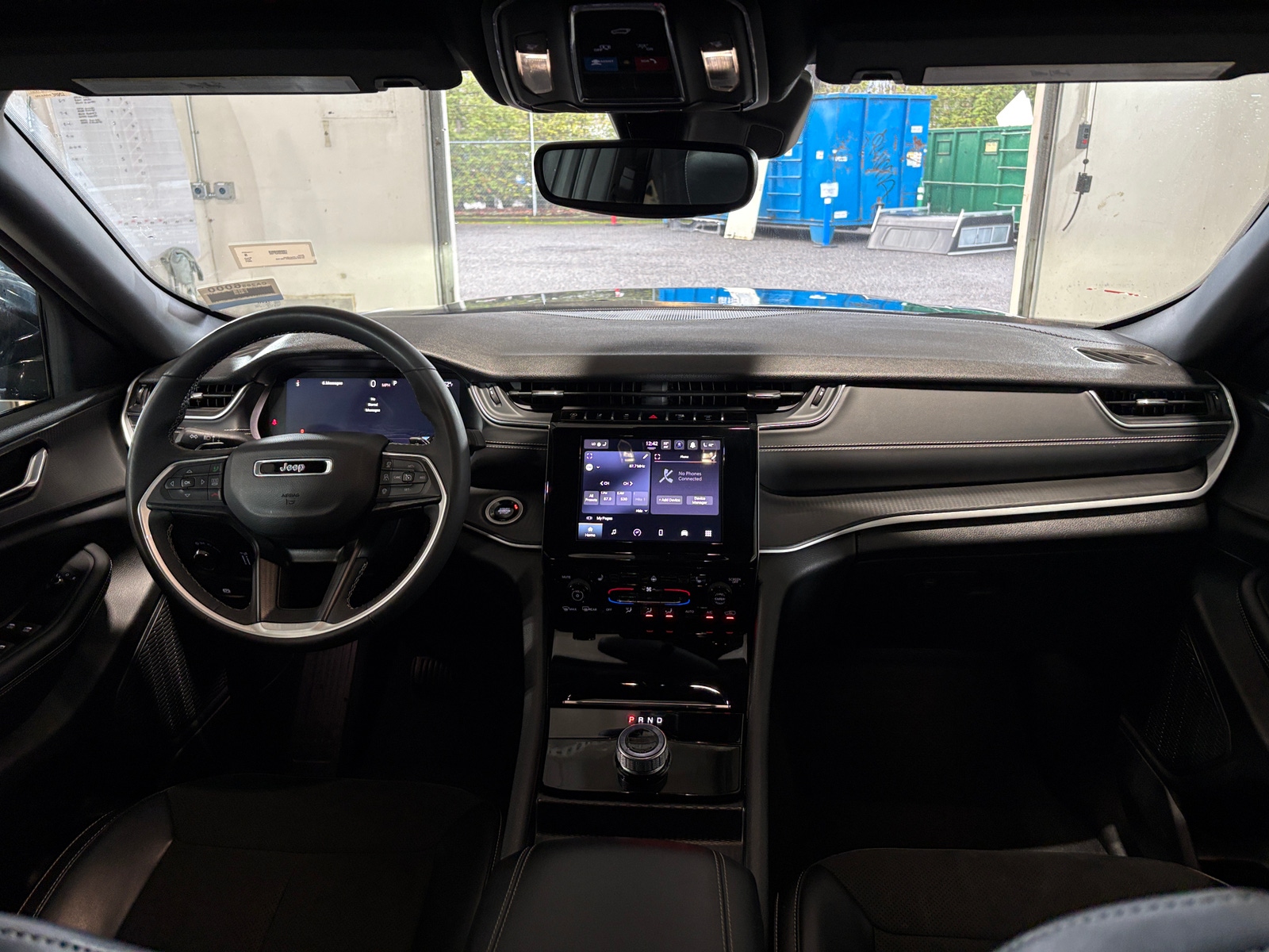 Thumbnail: 2024 Jeep Grand Cherokee - 3