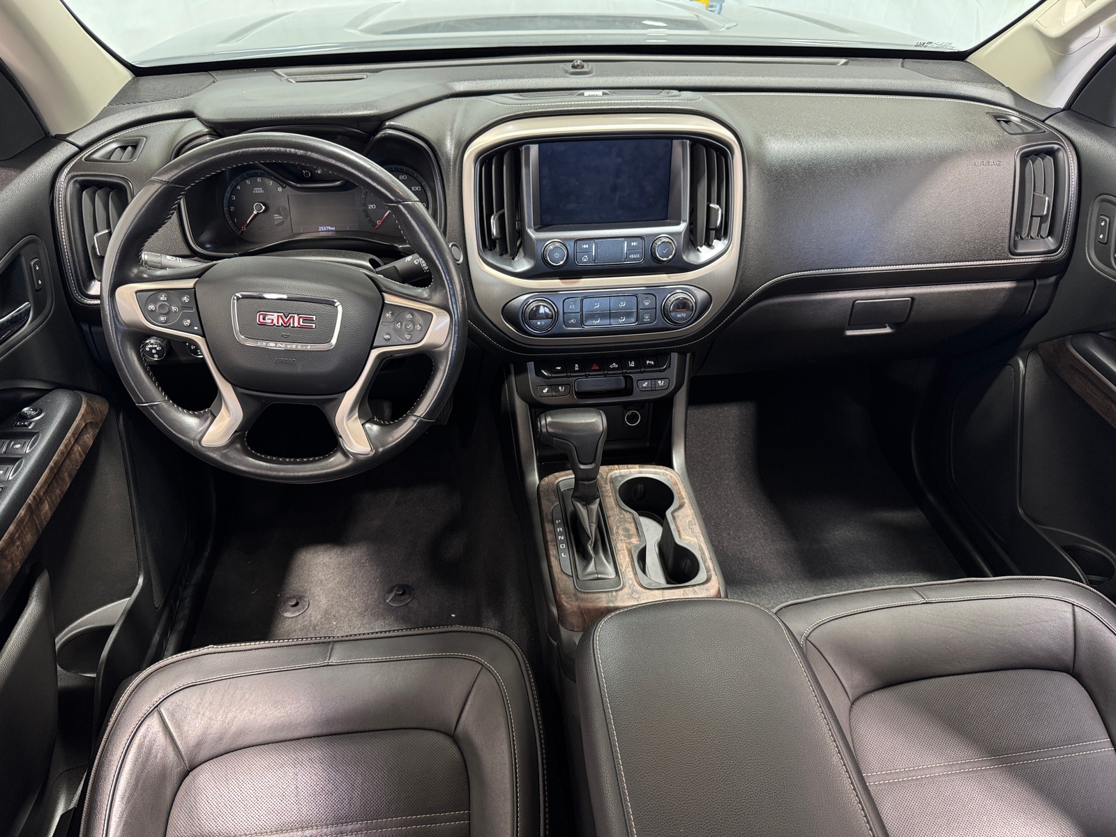 Thumbnail: 2021 GMC Canyon - 2