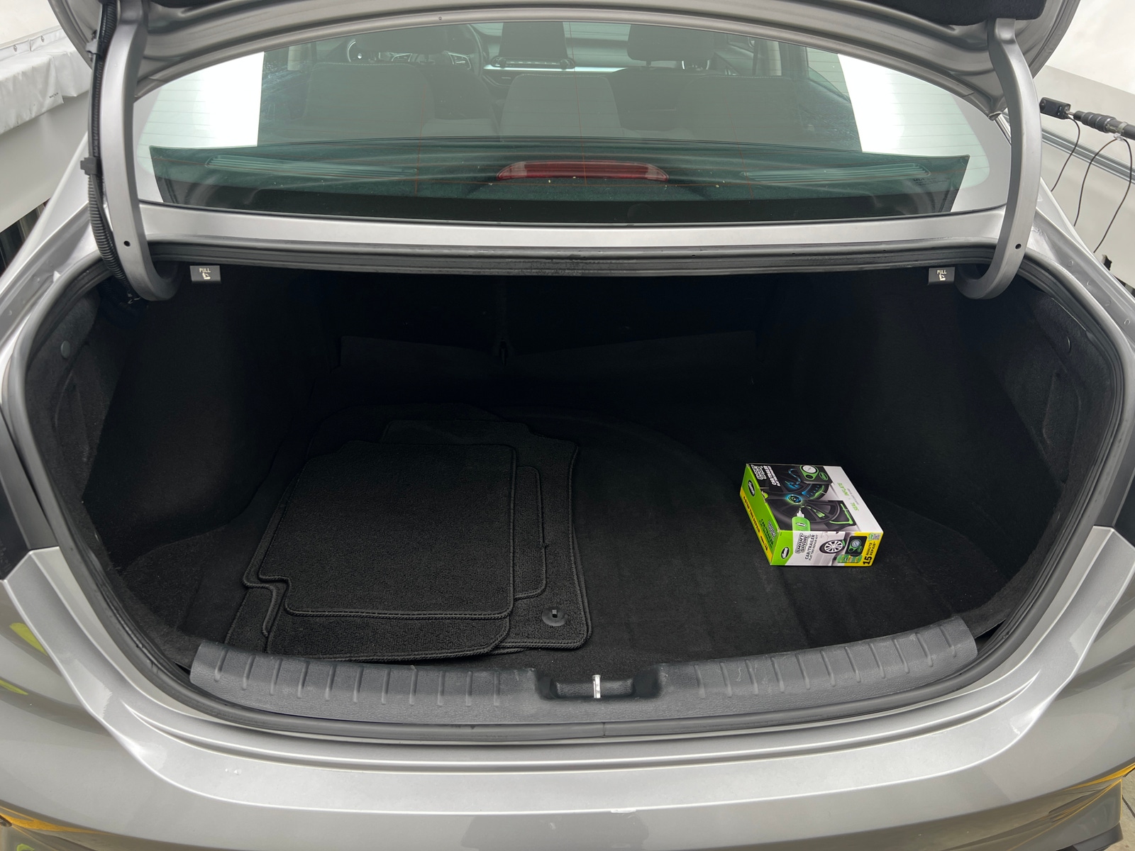 Thumbnail: 2024 Kia Forte - 7