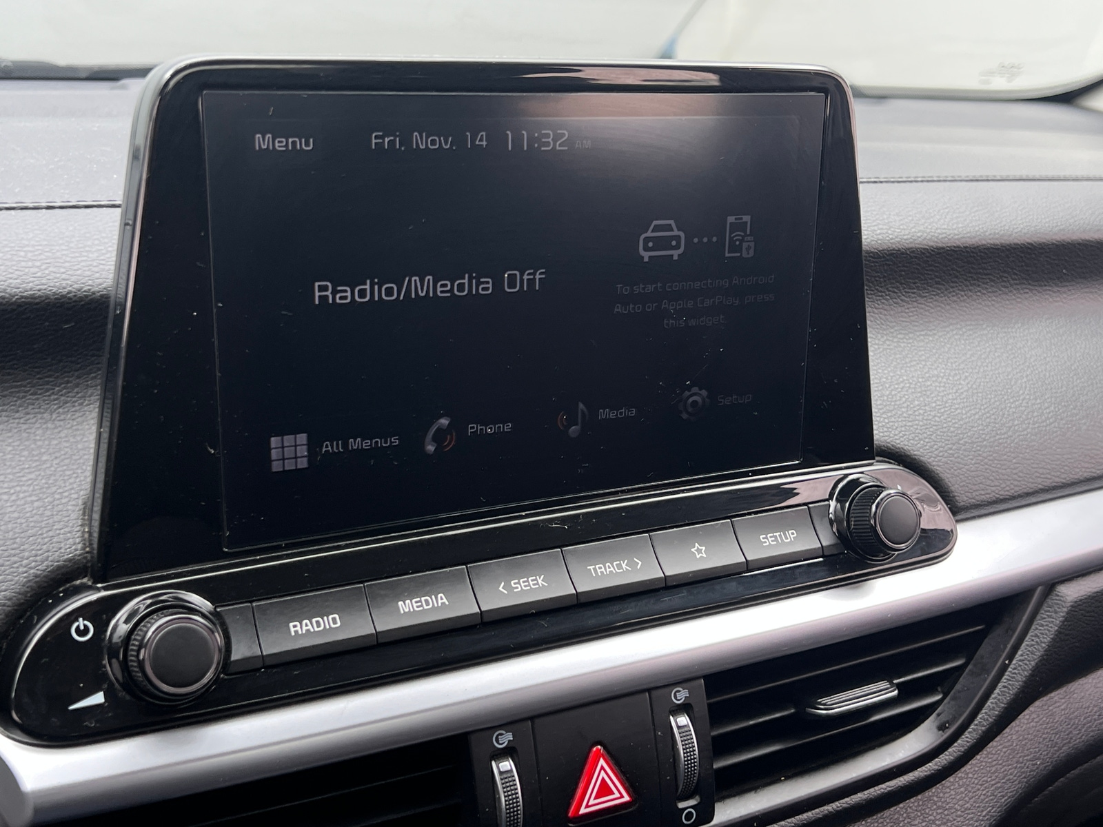 Thumbnail: 2024 Kia Forte - 4