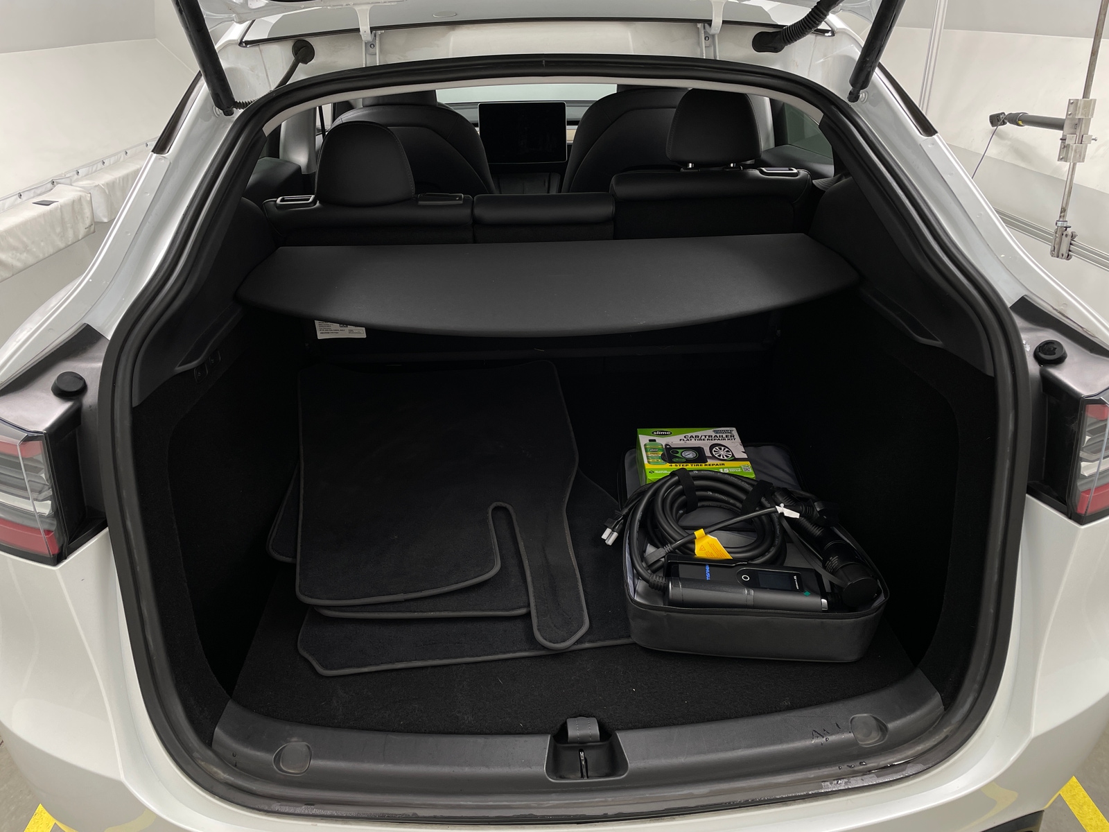 Thumbnail: 2023 Tesla Model Y - 6