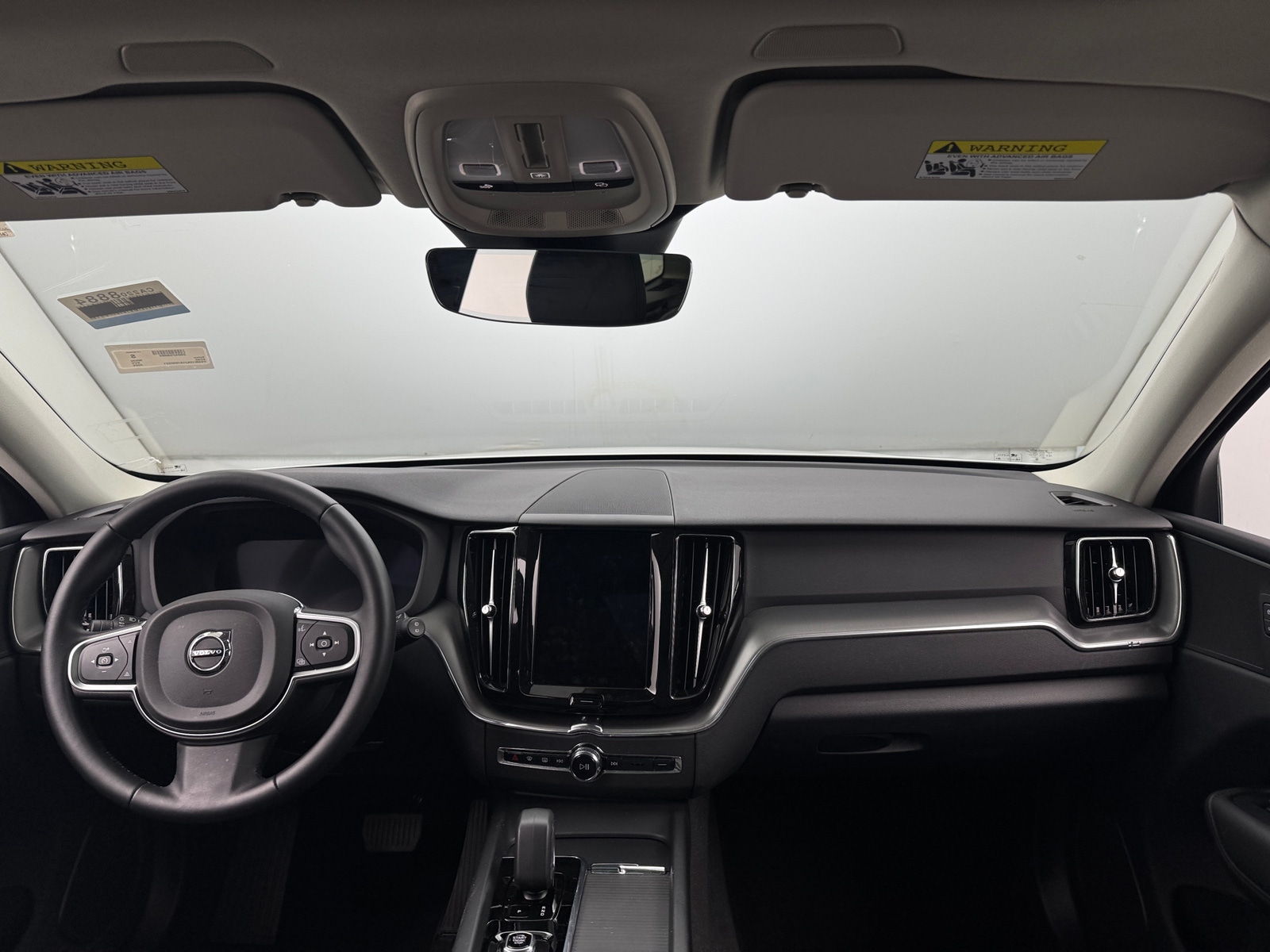 Thumbnail: 2025 Volvo XC60 - 3