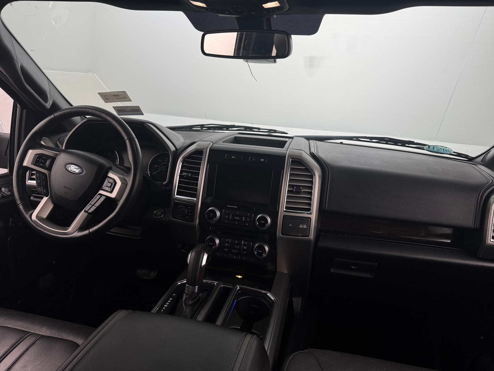 Thumbnail: 2015 Ford Econoline - 2