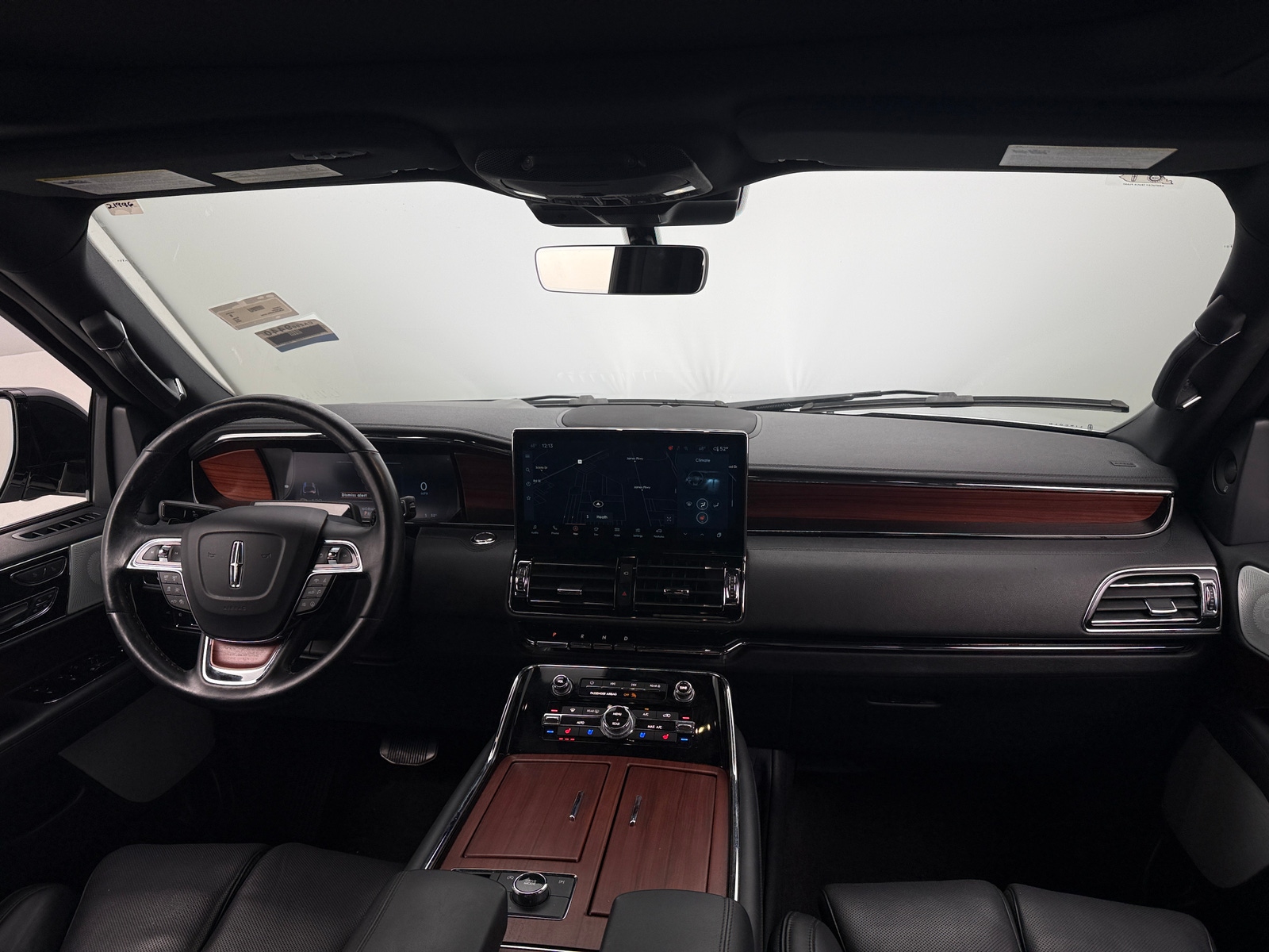 Thumbnail: 2023 Lincoln Navigator - 2