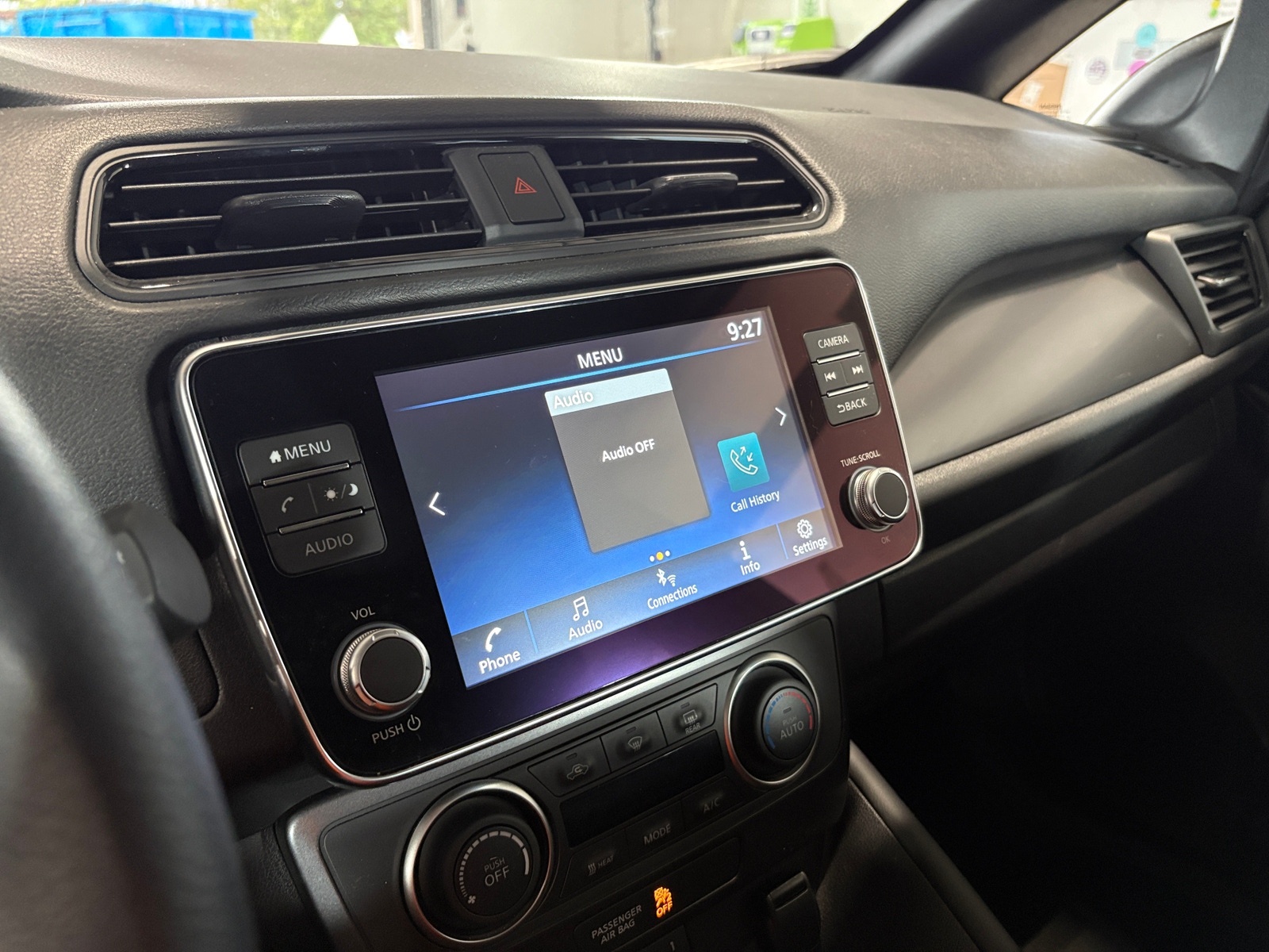 Thumbnail: 2024 Nissan Leaf - 4