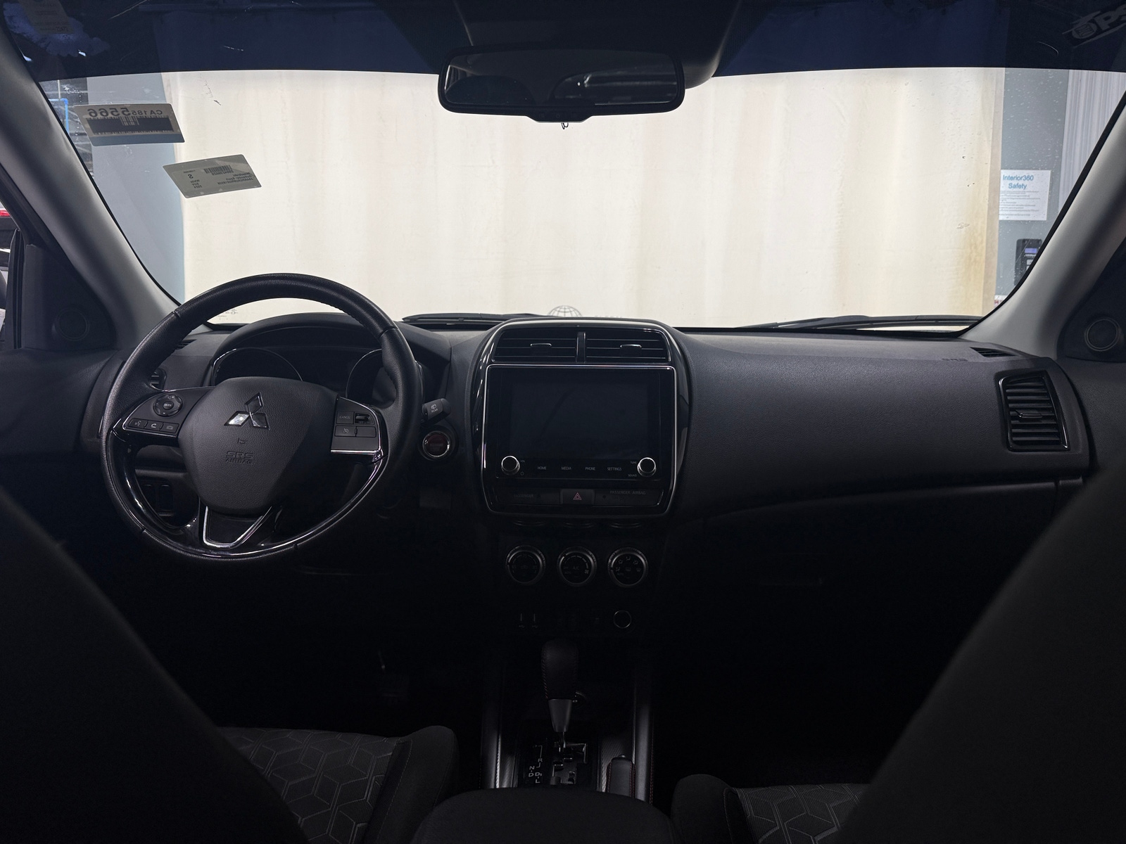 Thumbnail: 2024 Mitsubishi Outlander Sport - 3