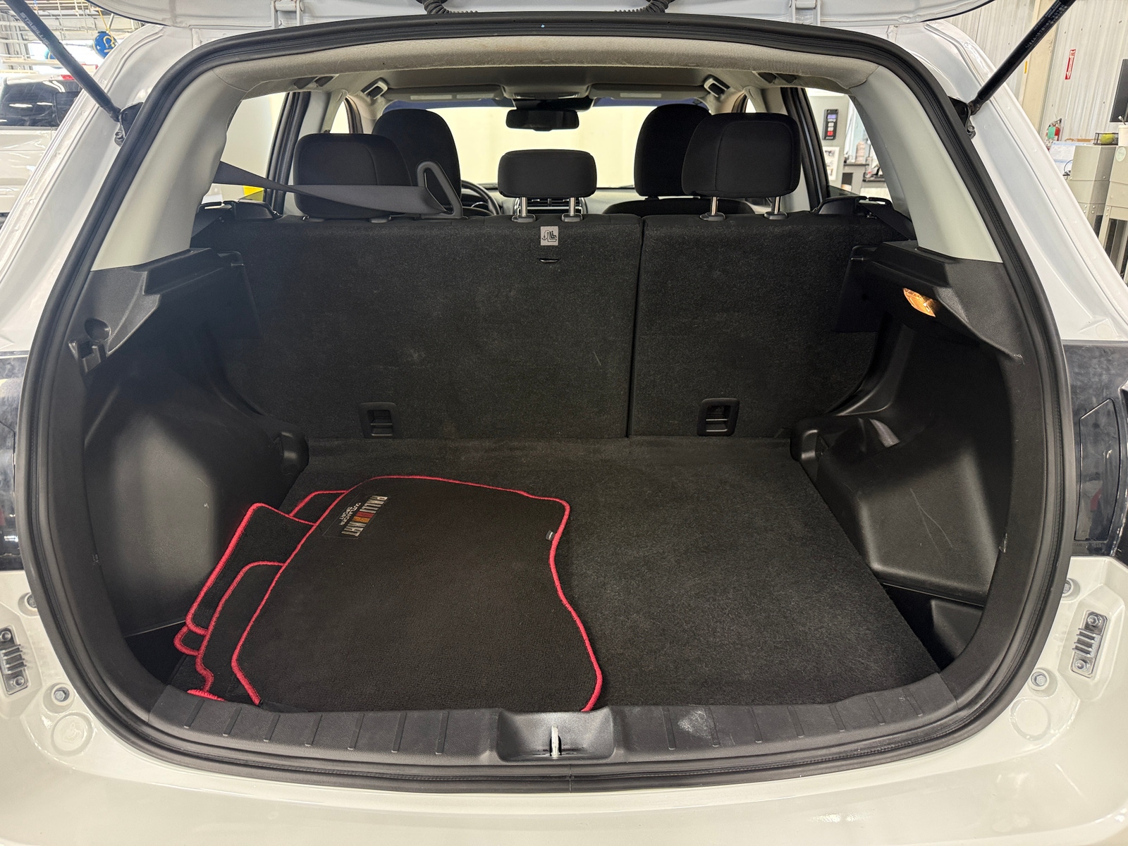 Thumbnail: 2024 Mitsubishi Outlander Sport - 7