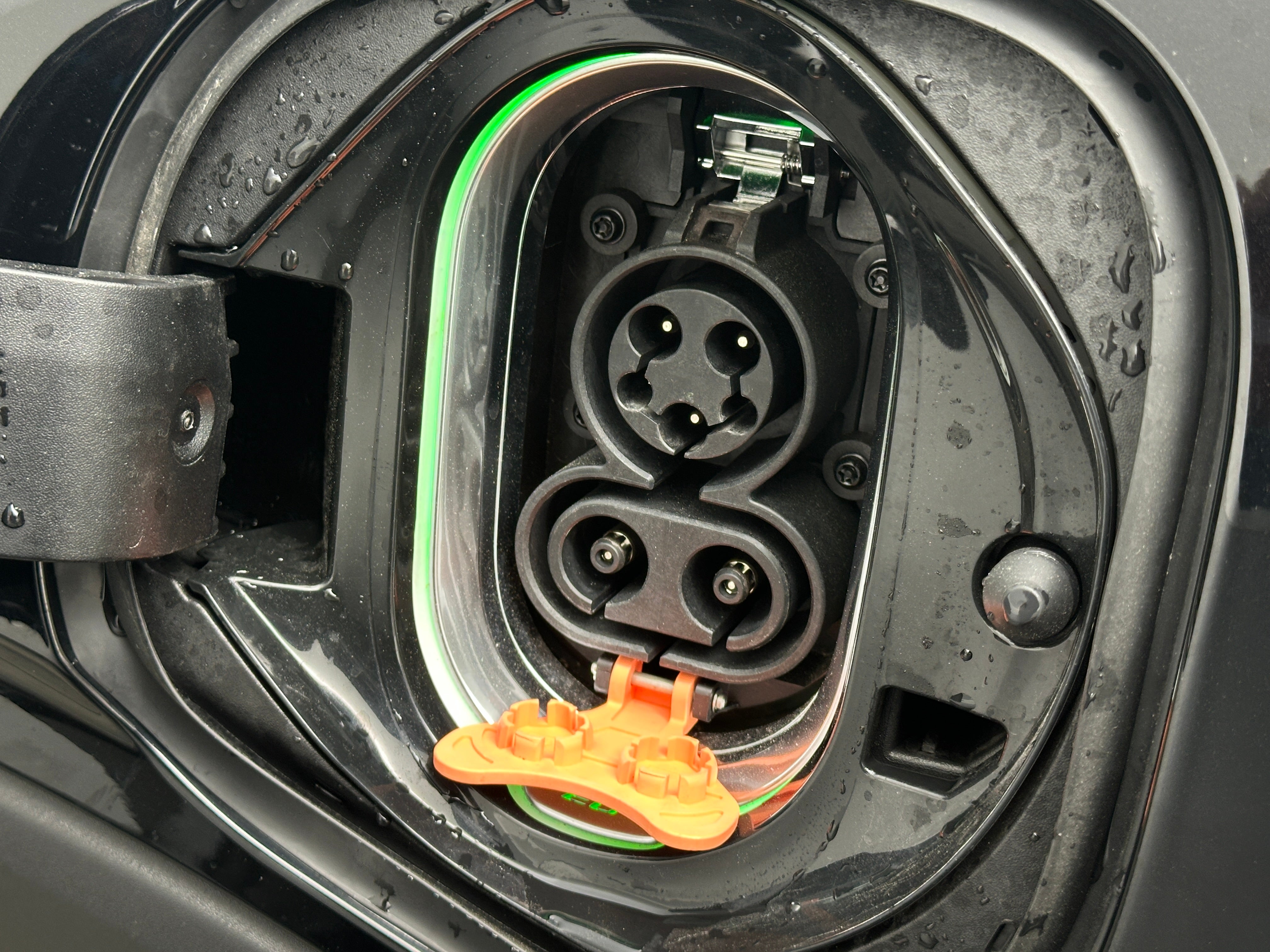 Used 2022 Chevrolet Bolt EUV Premier with VIN 1G1FZ6S08N4126602 for sale in Auburn, WA