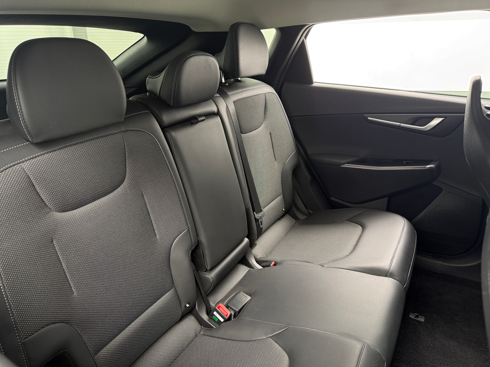 Thumbnail: 2024 Kia EV6 - 5