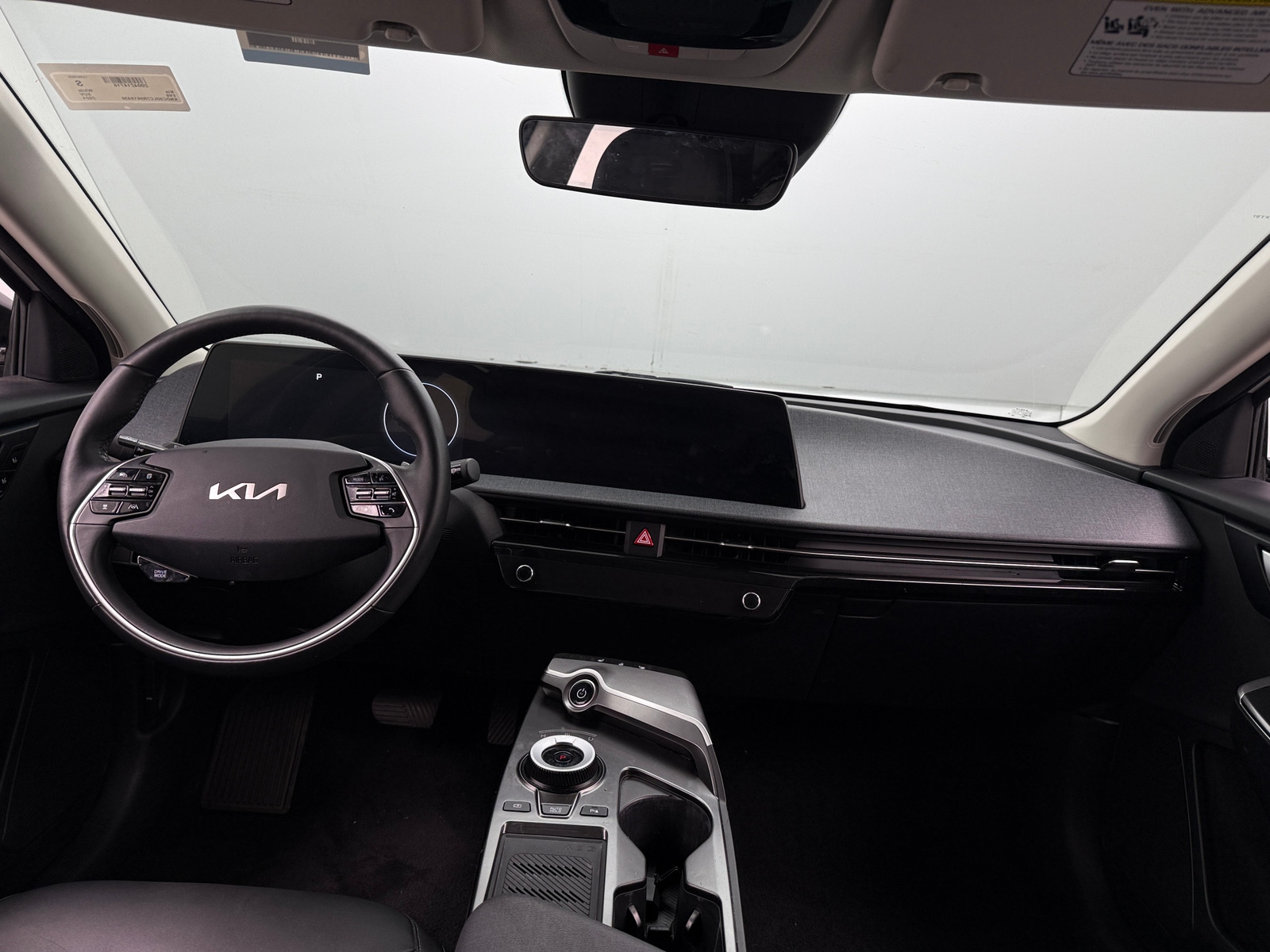 Thumbnail: 2024 Kia EV6 - 2