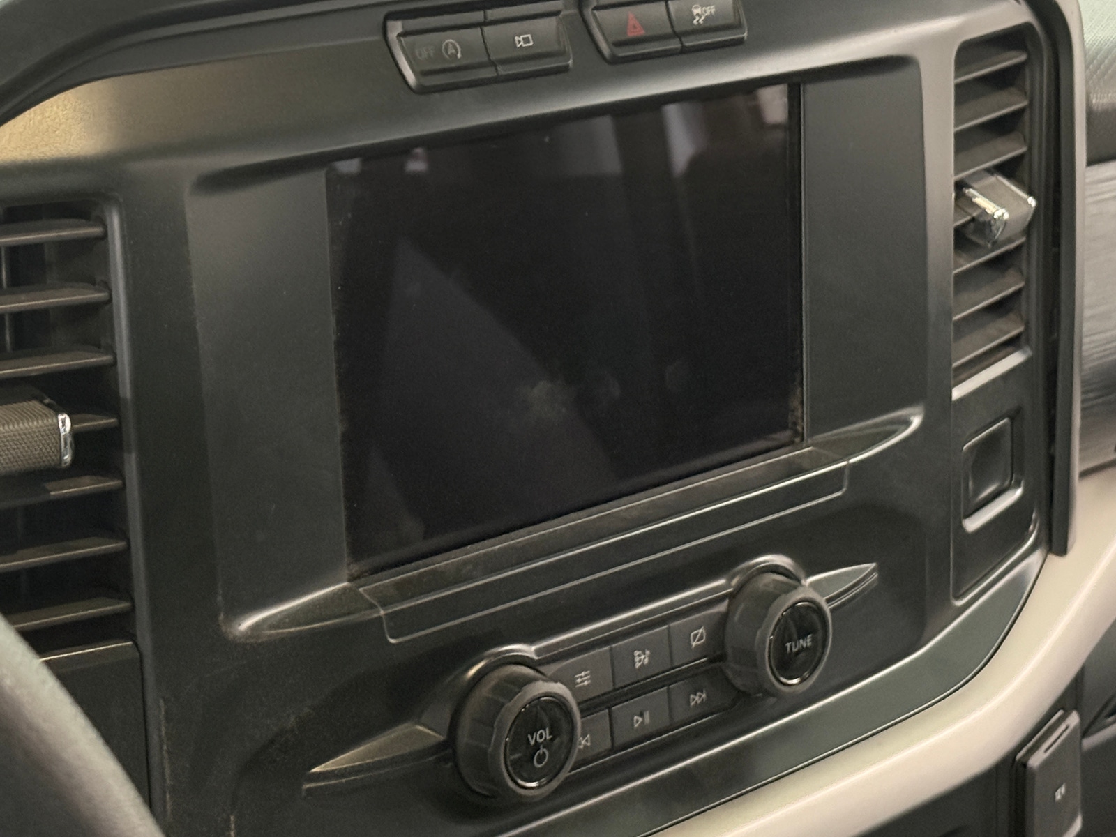 Thumbnail: 2021 Ford Econoline - 4