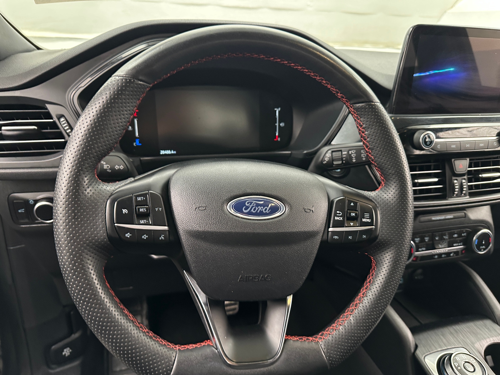 Thumbnail: 2023 Ford Escape - 5