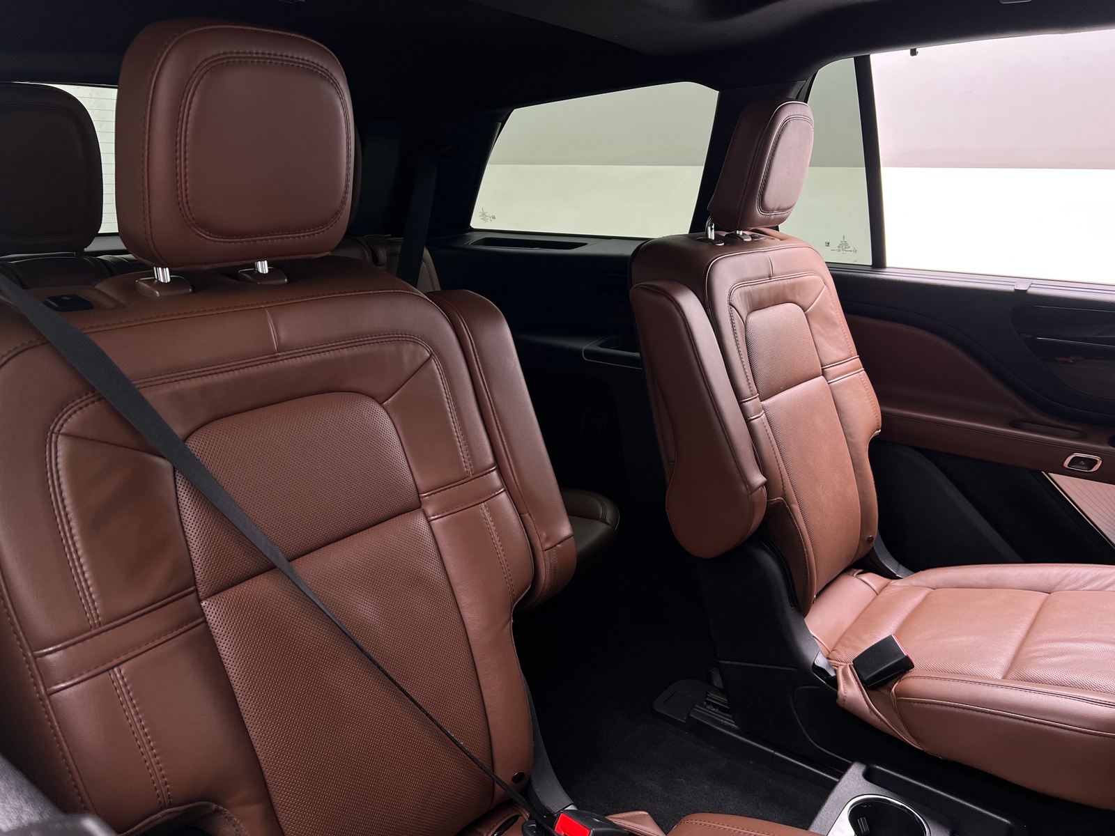 Thumbnail: 2023 Lincoln Aviator - 5