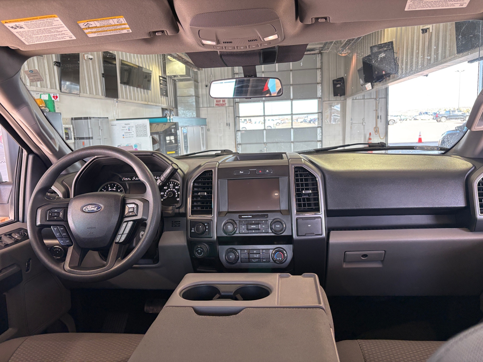 Thumbnail: 2020 Ford Econoline - 3