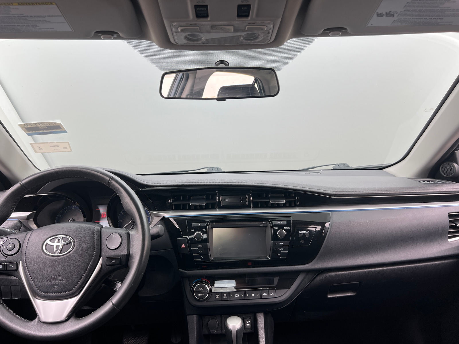 Thumbnail: 2016 Toyota Corolla - 3