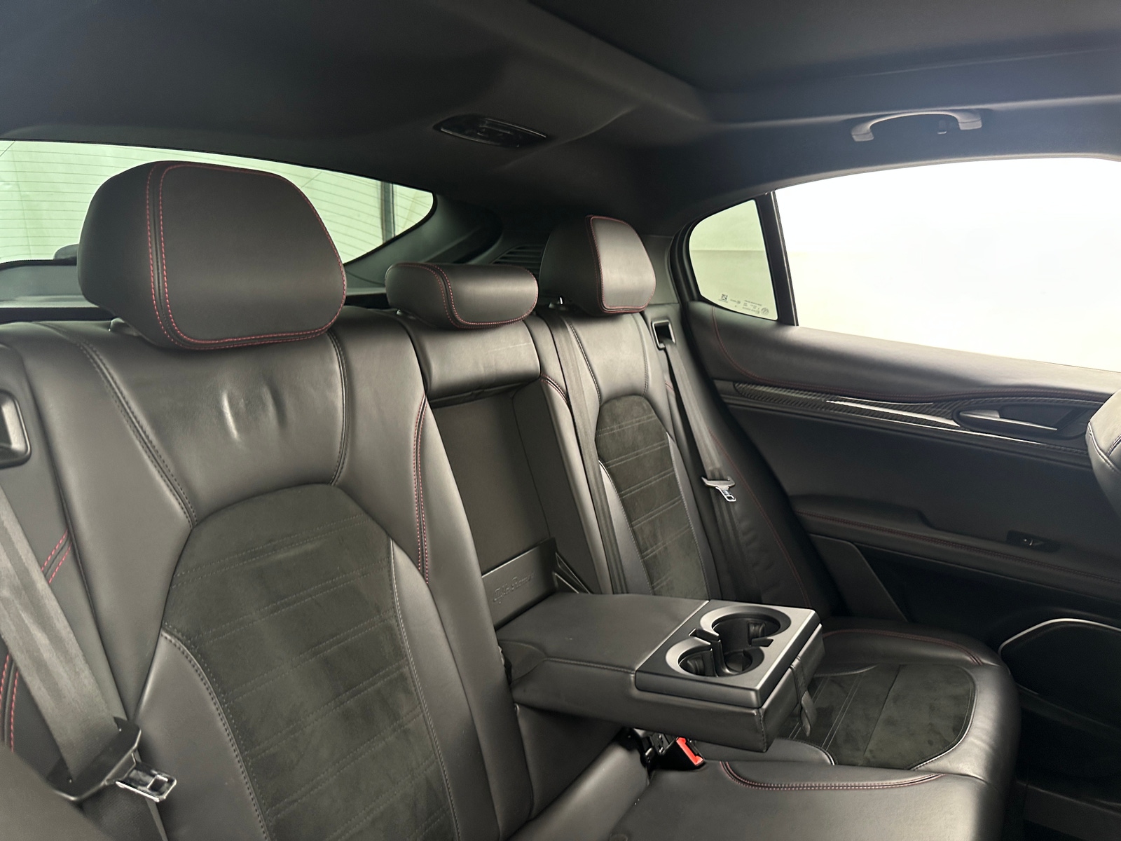 Thumbnail: 2018 Alfa Romeo Stelvio - 5