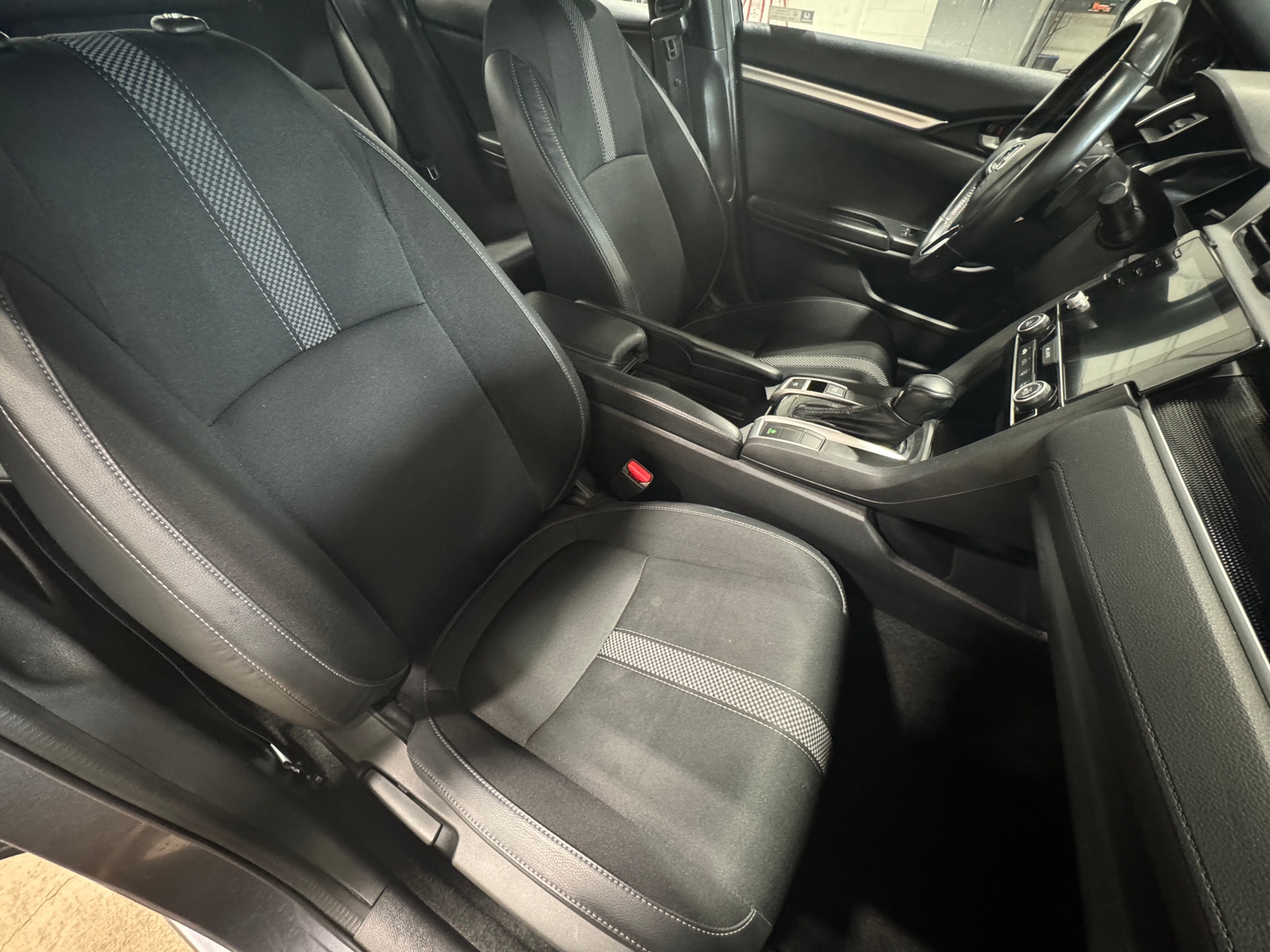 Thumbnail: 2020 Honda Civic - 2