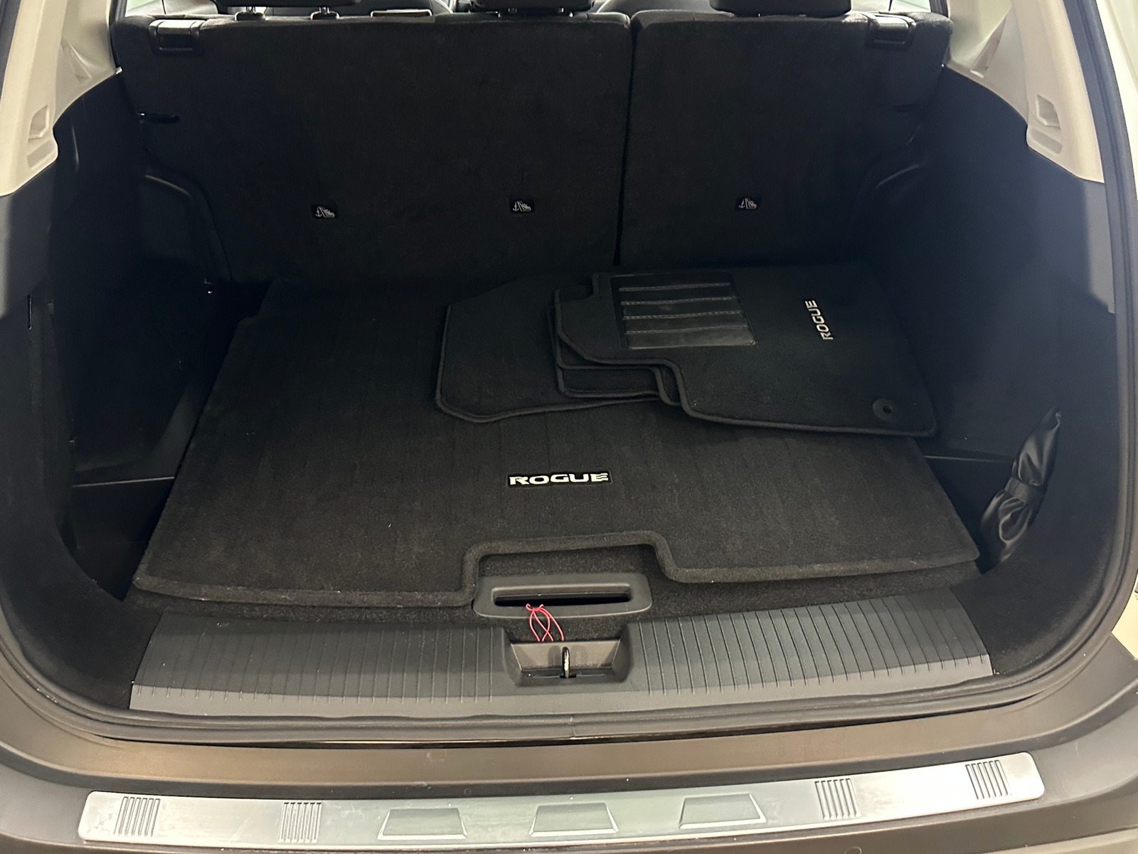 Thumbnail: 2023 Nissan Rogue - 7