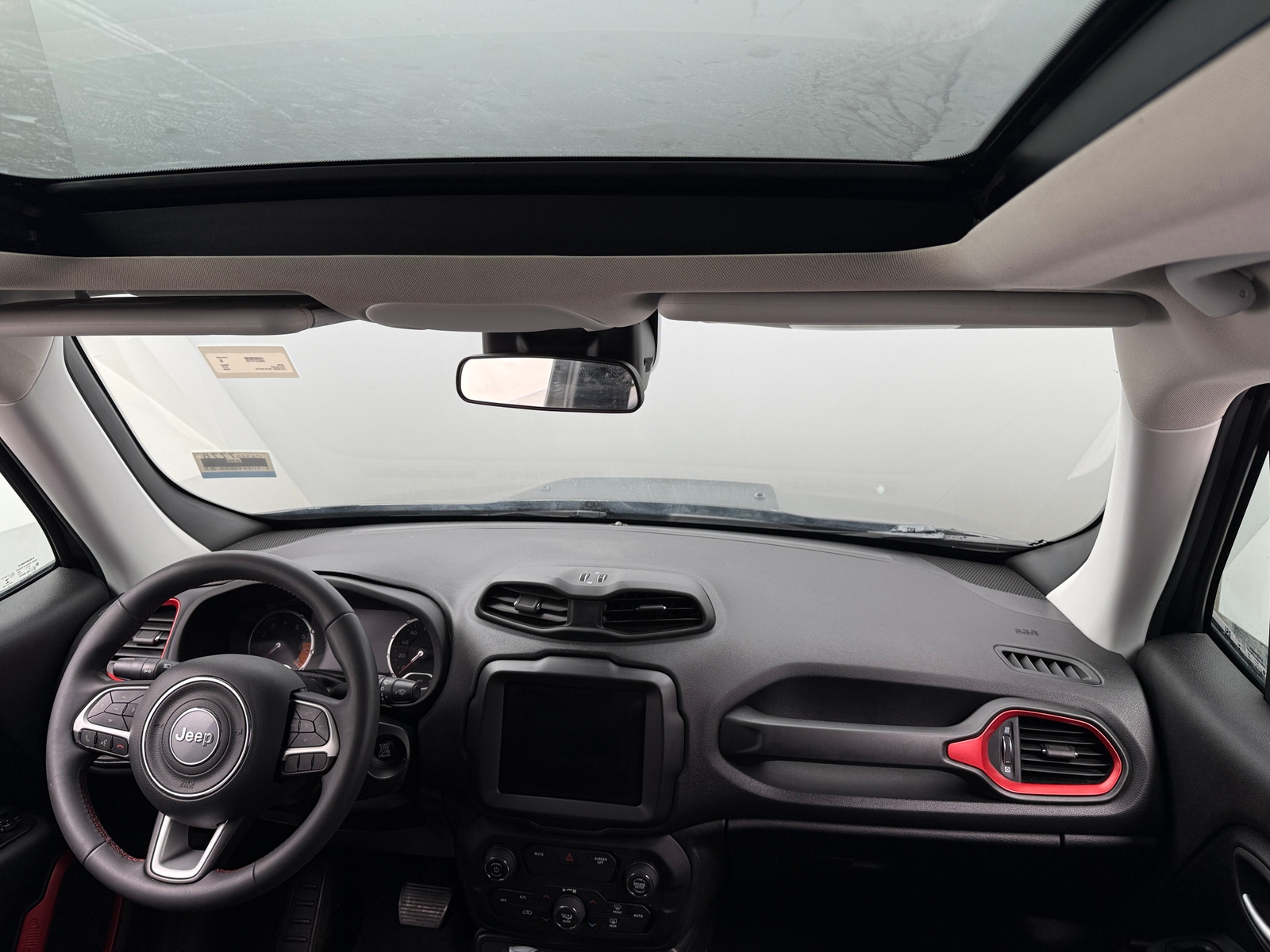 Thumbnail: 2020 Jeep Renegade - 3