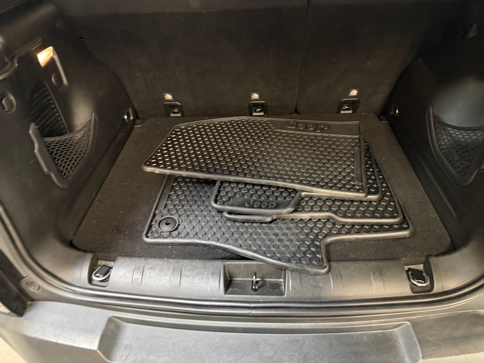 Thumbnail: 2020 Jeep Renegade - 7