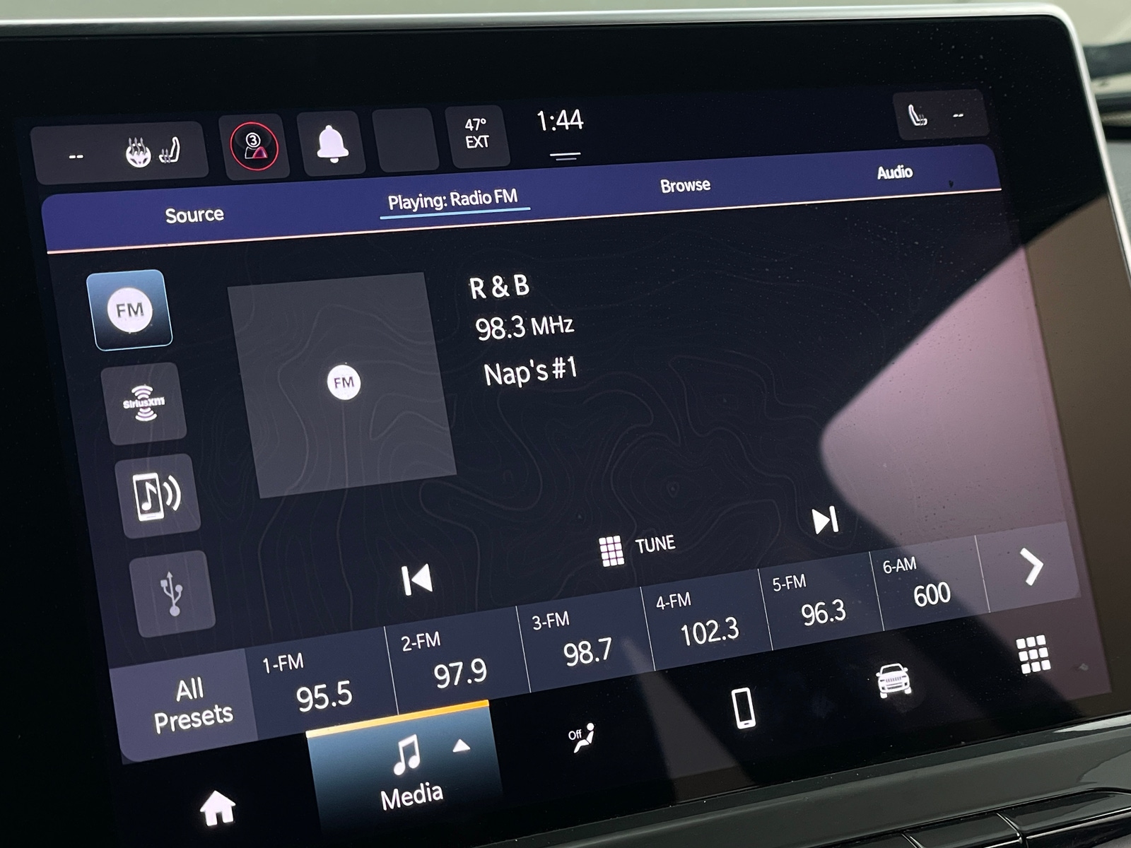 Thumbnail: 2022 Jeep Compass - 3