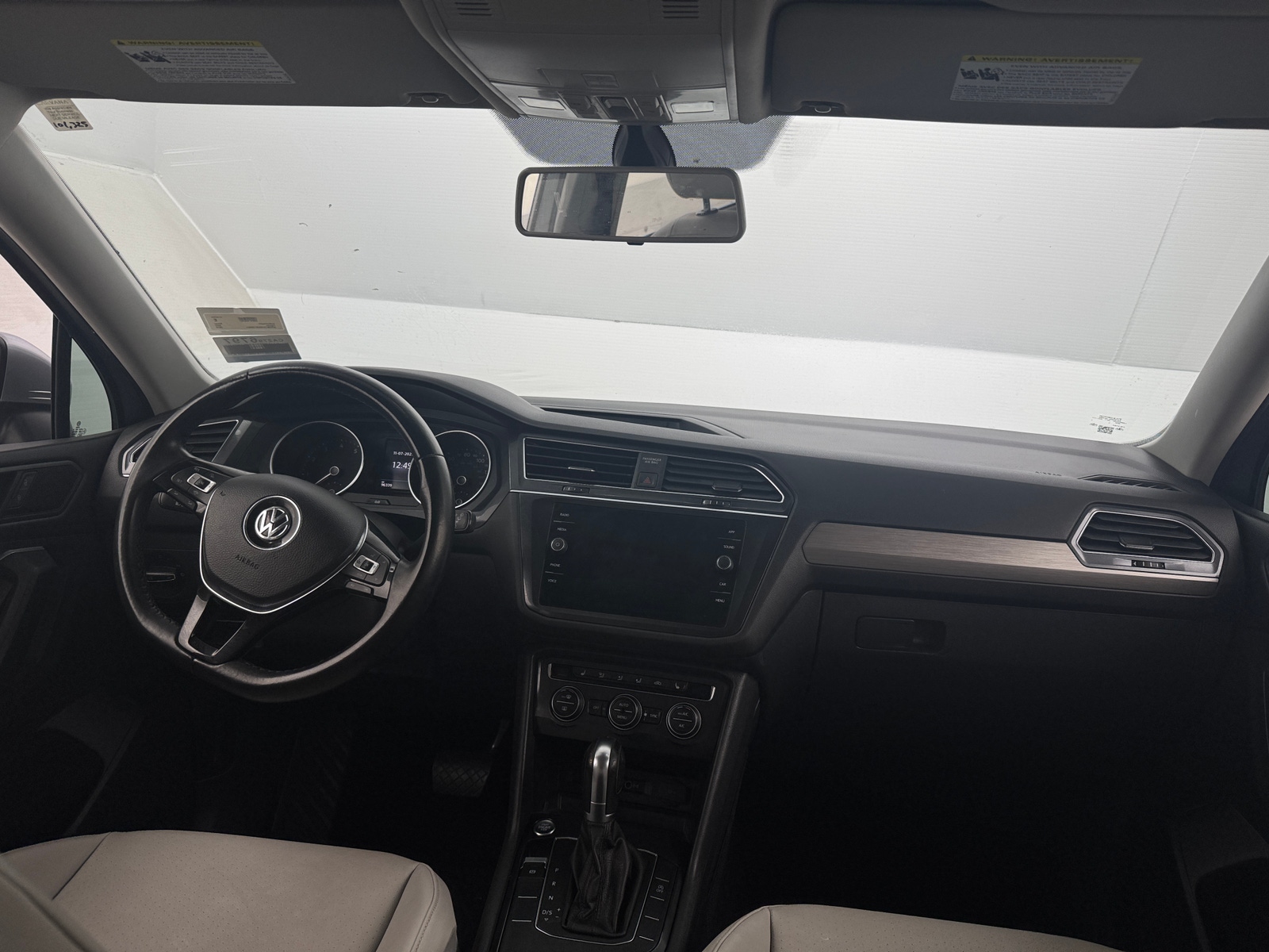 Thumbnail: 2019 Volkswagen Tiguan - 2