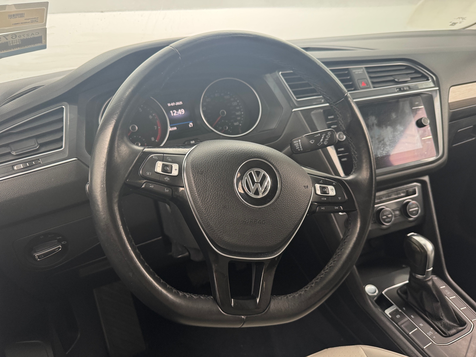 Thumbnail: 2019 Volkswagen Tiguan - 4