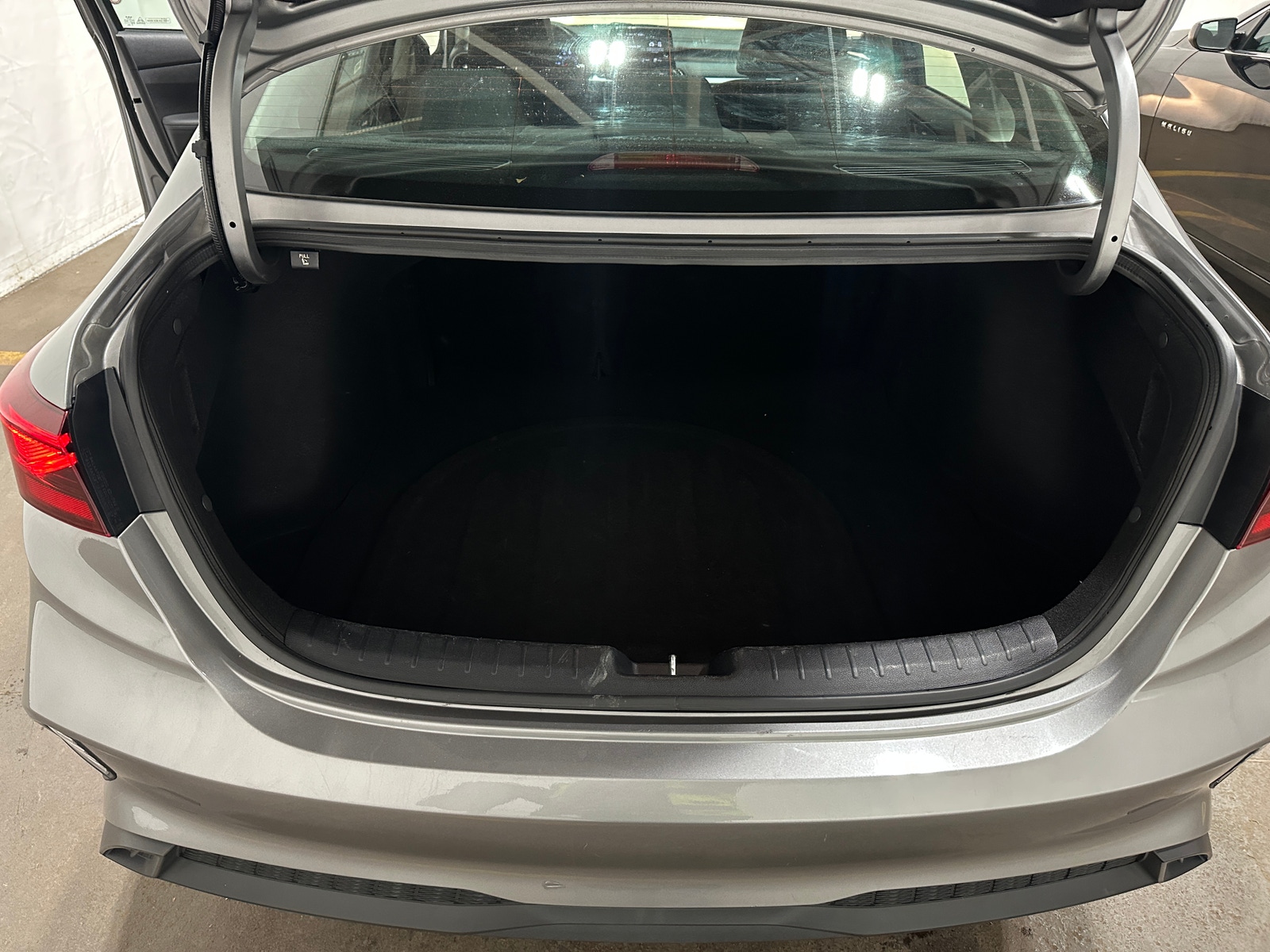 Thumbnail: 2024 Kia Forte - 7