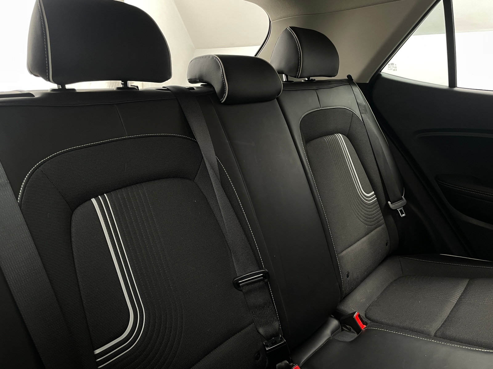 Thumbnail: 2022 Hyundai Venue - 5