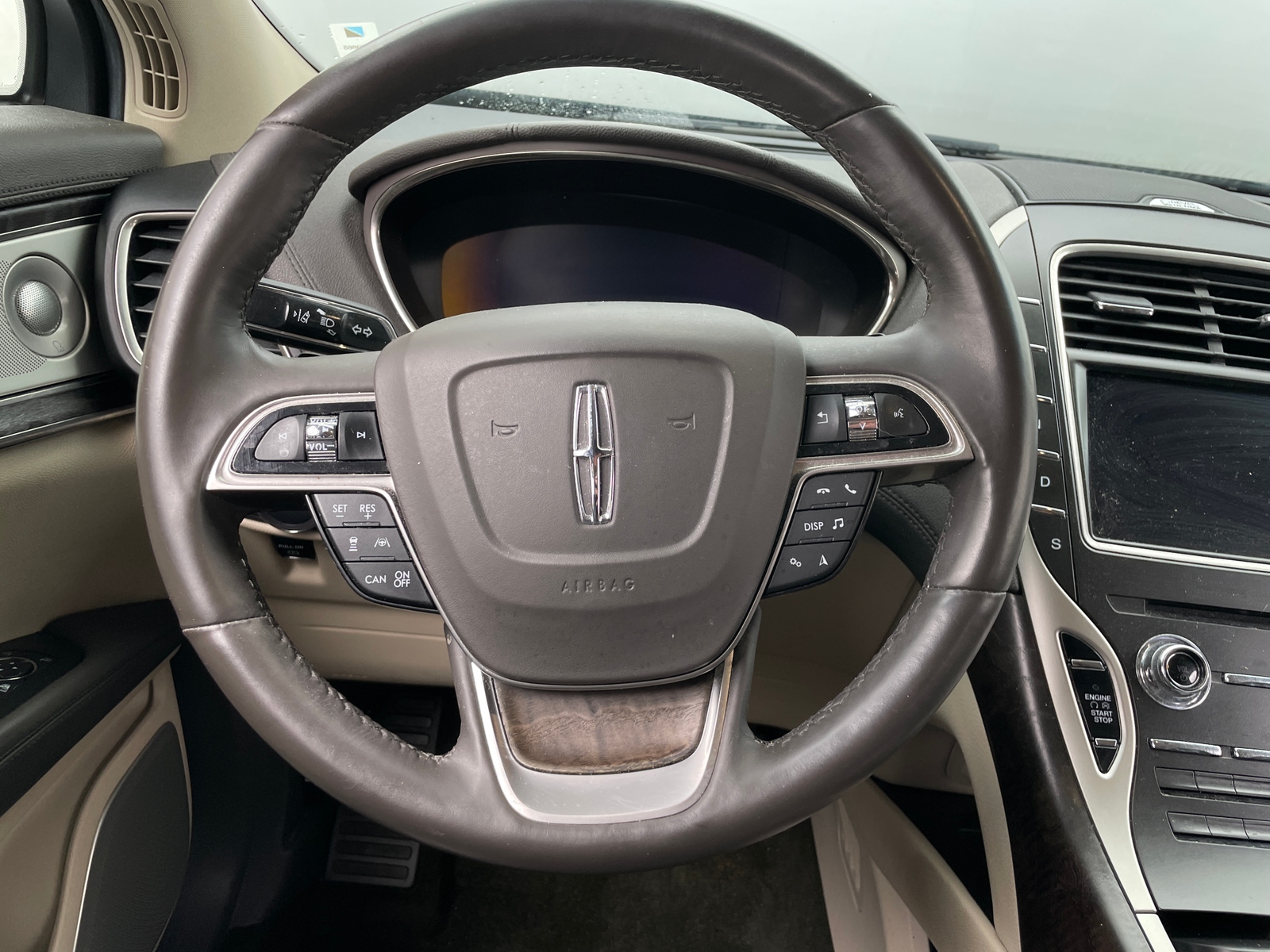 Thumbnail: 2020 Lincoln Nautilus - 4