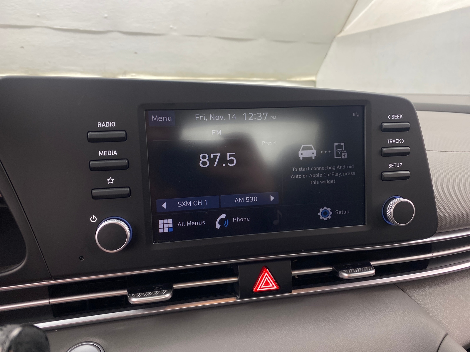 Thumbnail: 2023 Hyundai Elantra - 4