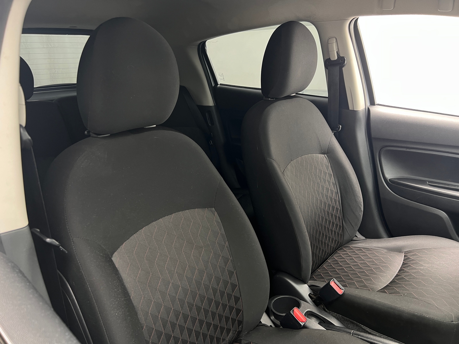 Thumbnail: 2022 Mitsubishi Mirage - 2