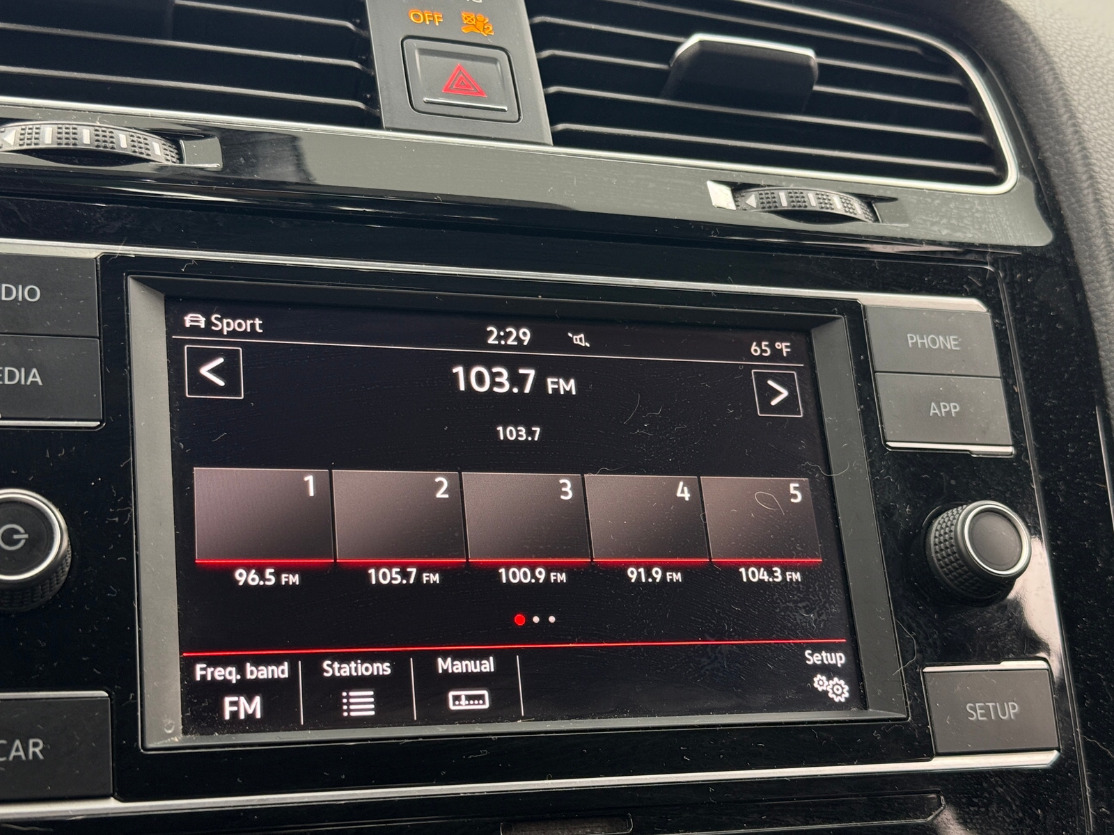 Thumbnail: 2018 Volkswagen Golf - 4