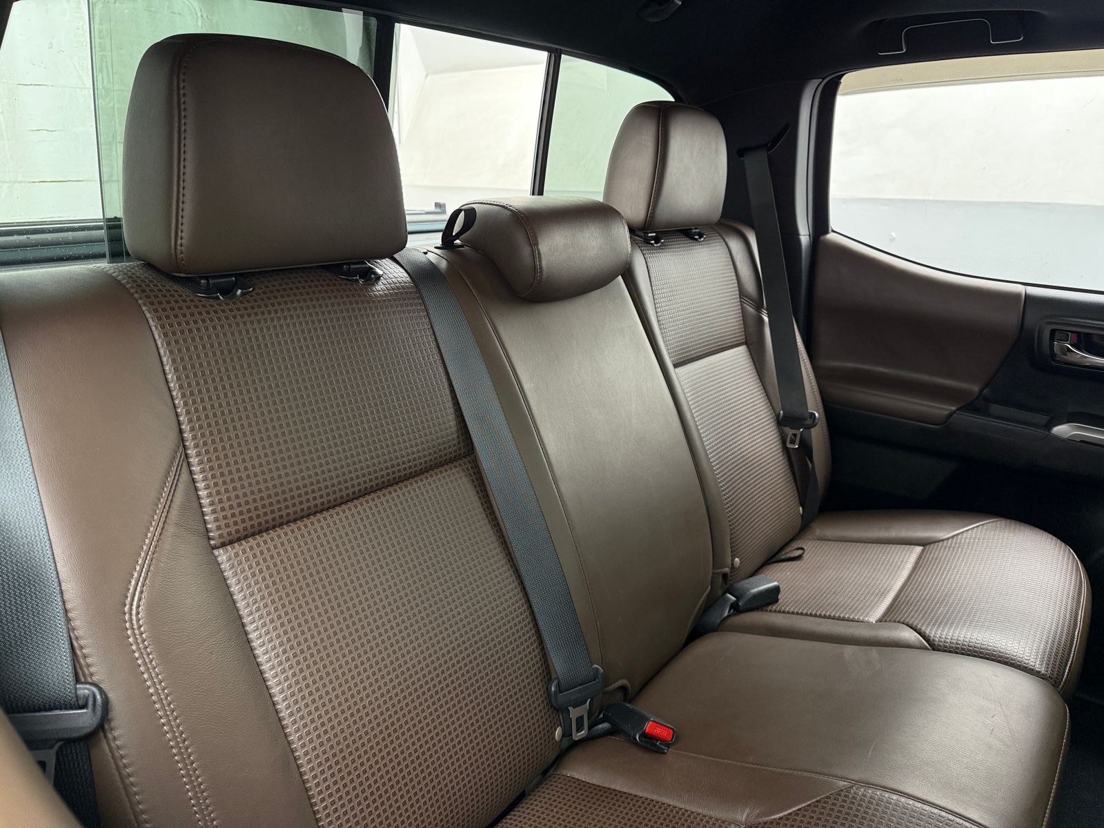 Thumbnail: 2017 Toyota Tacoma - 5