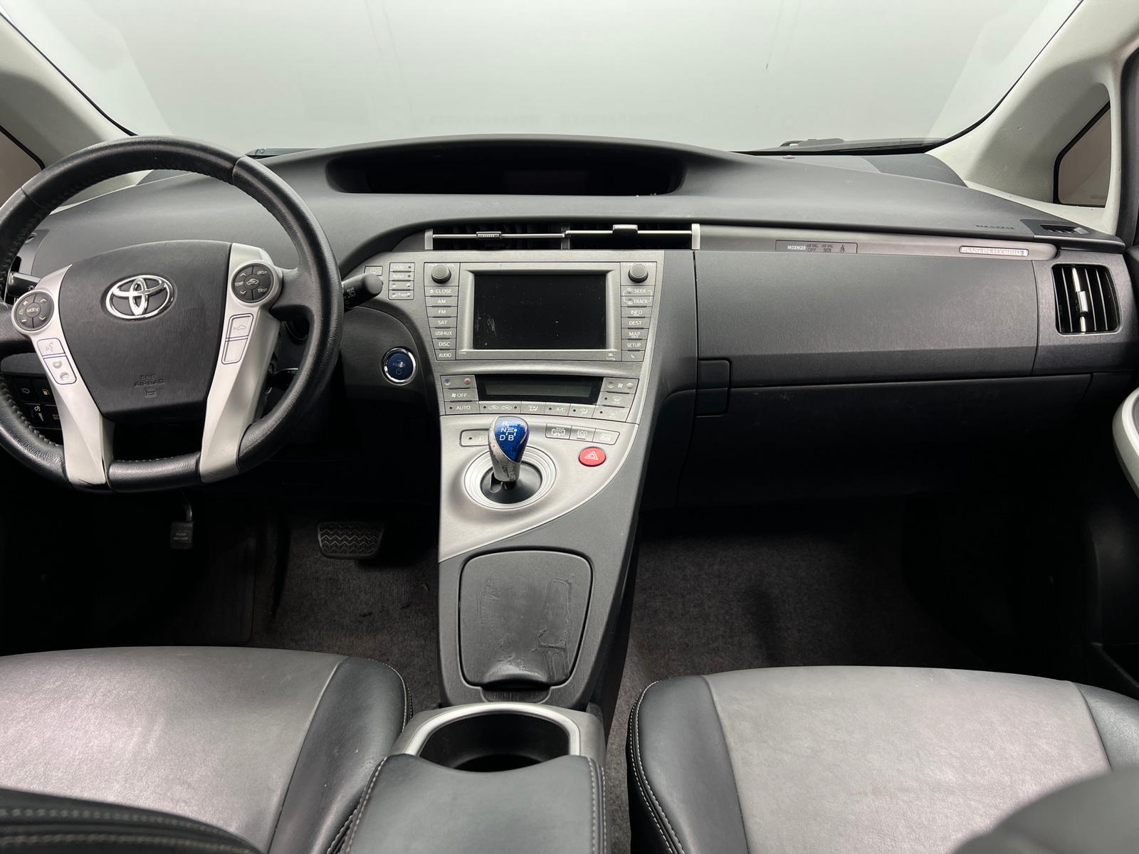 Thumbnail: 2012 Toyota Prius - 3