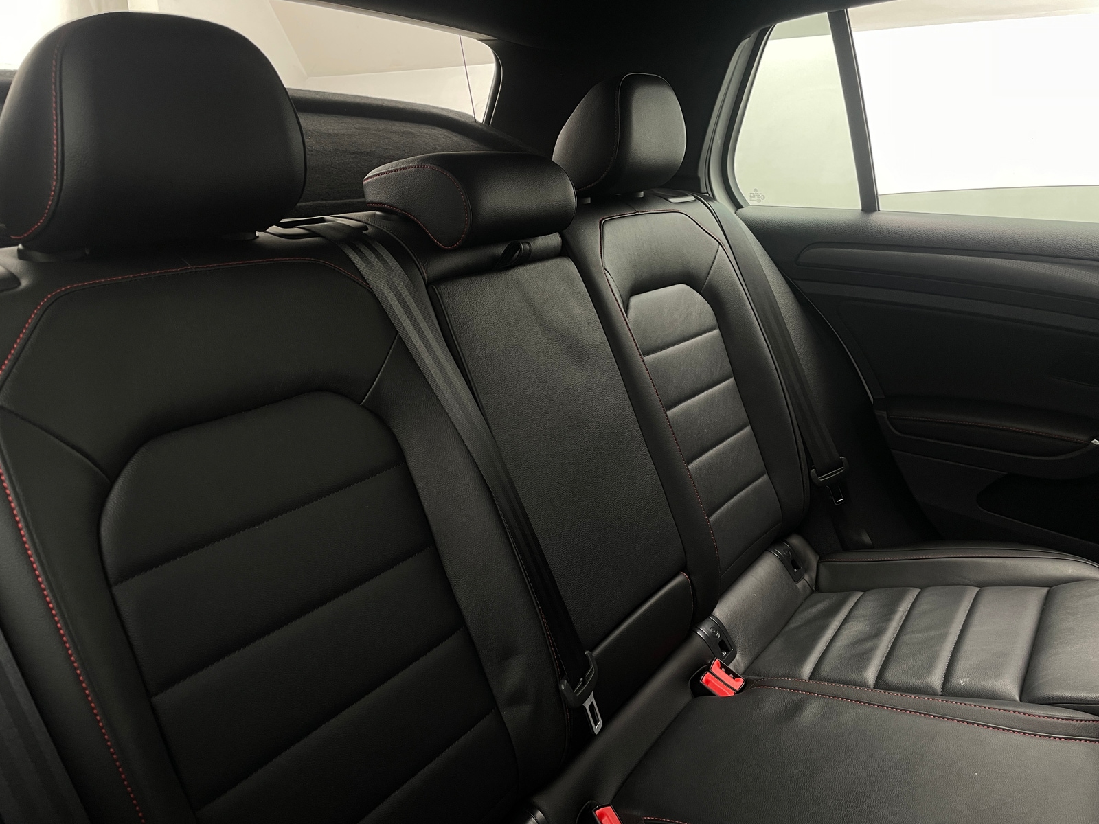 Thumbnail: 2018 Volkswagen Golf - 5