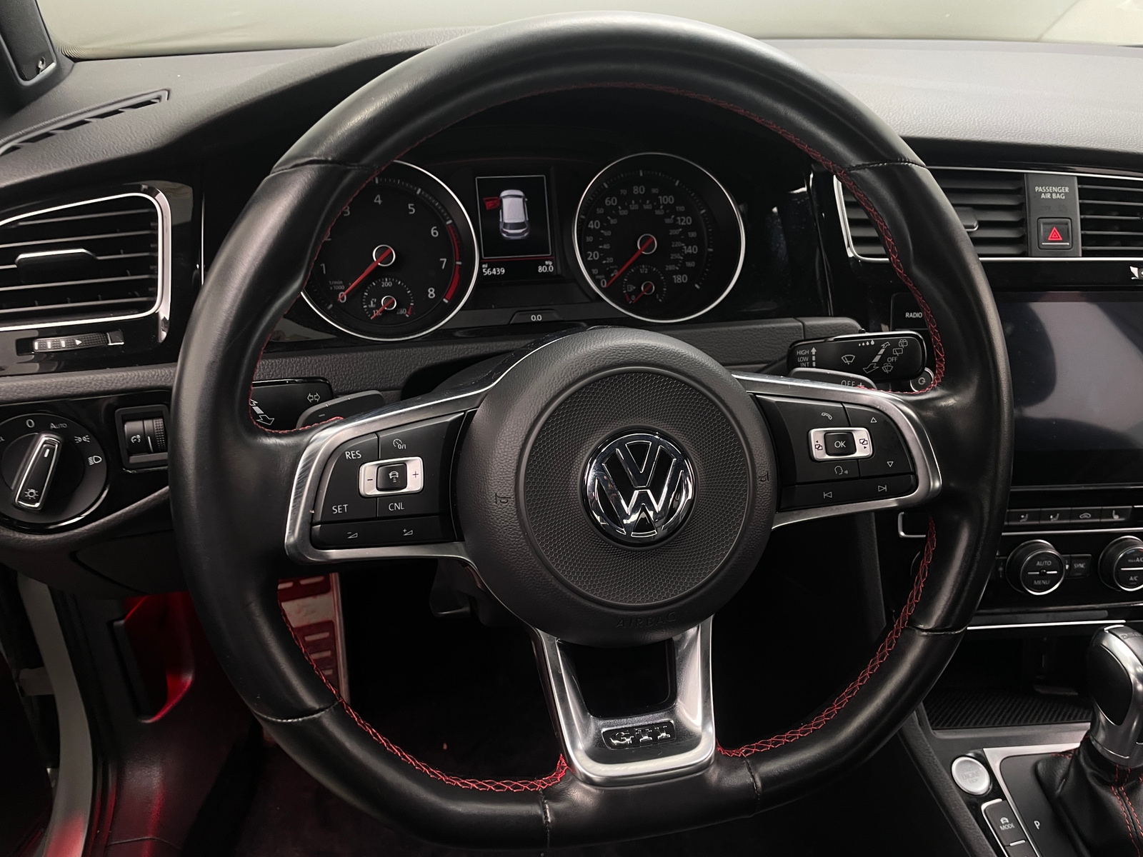 Thumbnail: 2018 Volkswagen Golf - 4