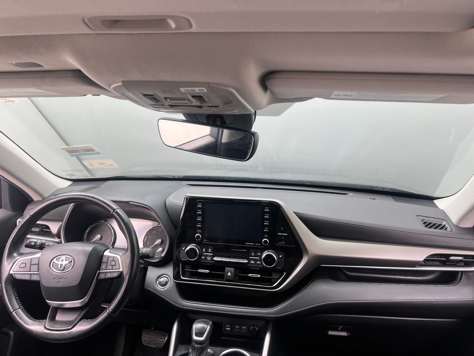 Thumbnail: 2022 Toyota Highlander - 2