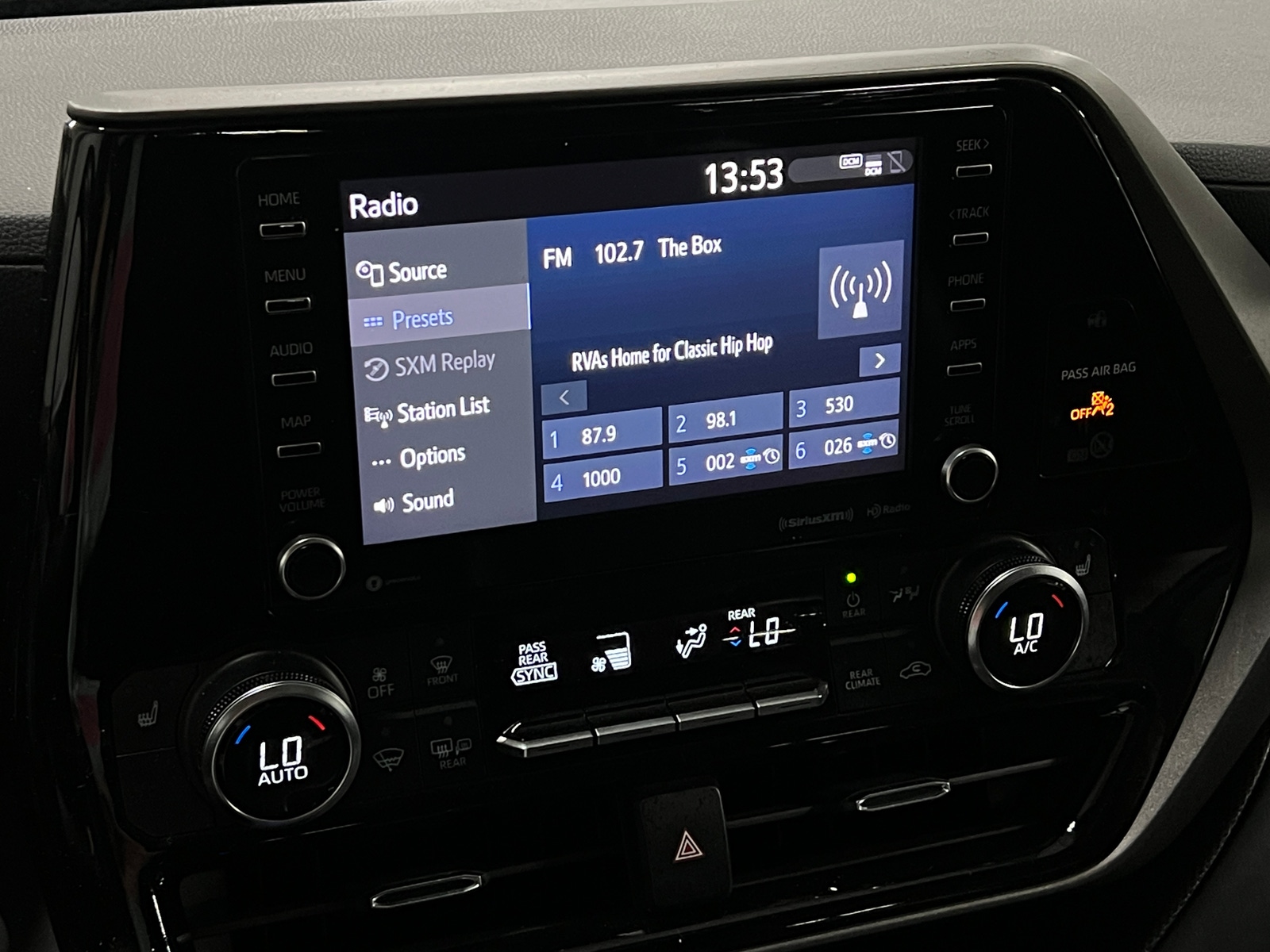 Thumbnail: 2022 Toyota Highlander - 3