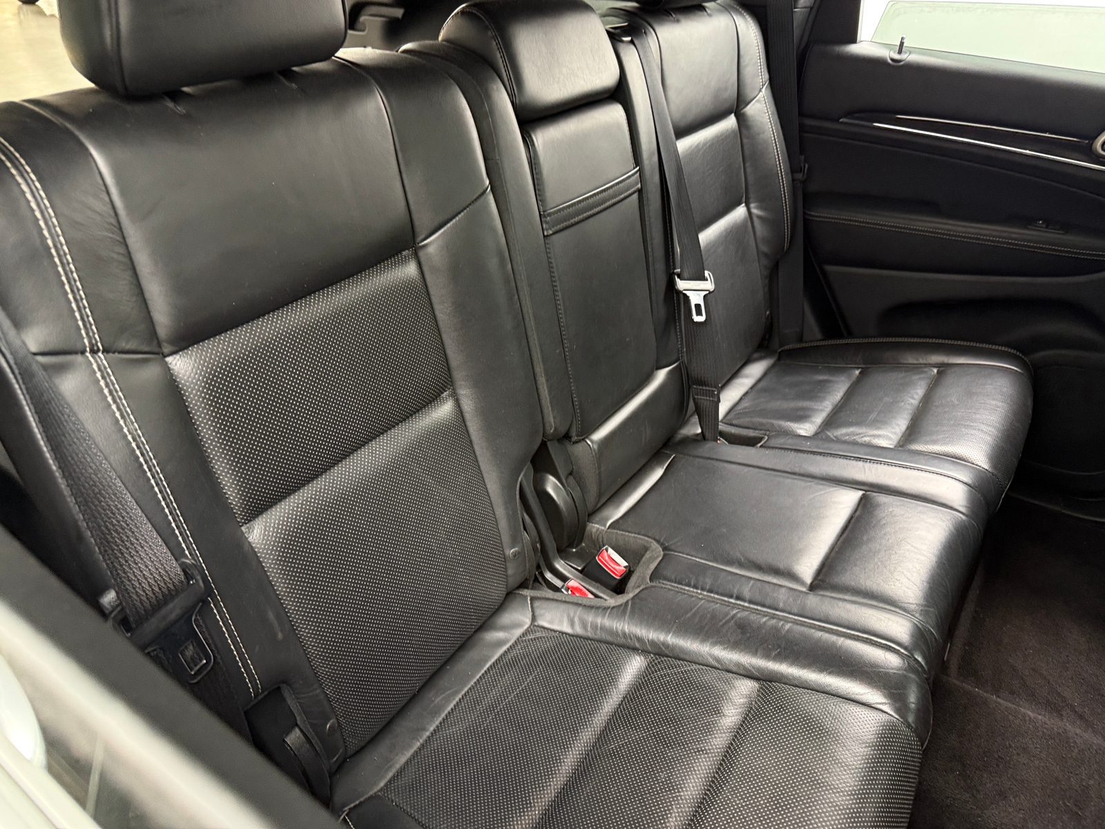 Thumbnail: 2017 Jeep Grand Cherokee - 5