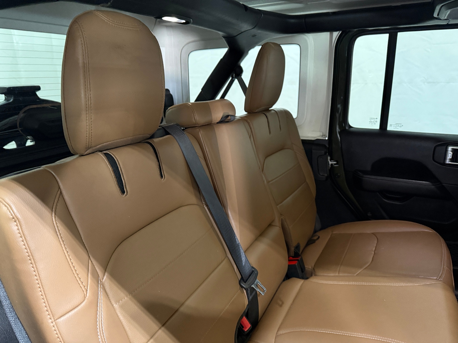 Thumbnail: 2022 Jeep Wrangler - 5