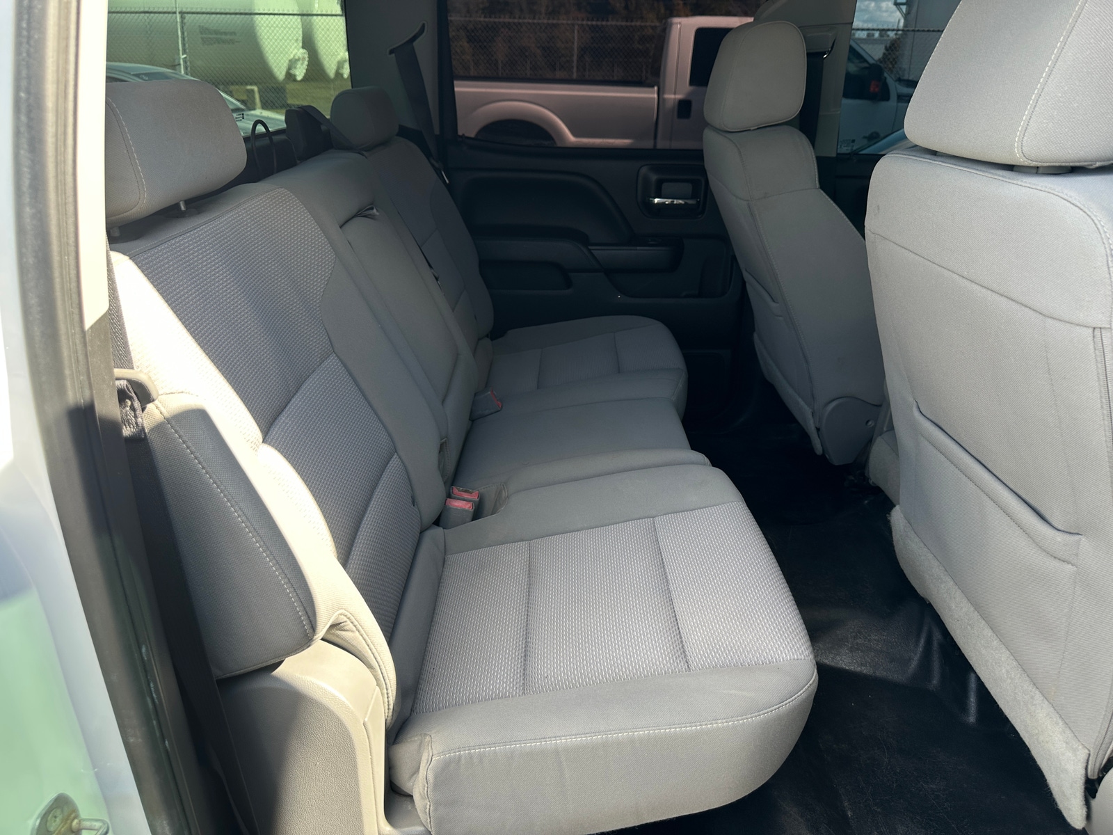 Thumbnail: 2018 Chevrolet Silverado 1500 - 6